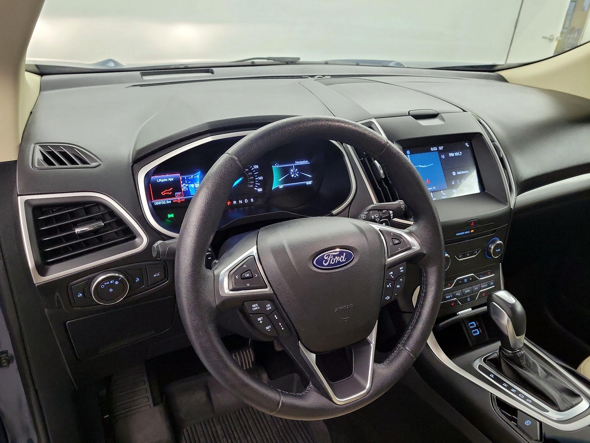 Thumbnail: 2018 Ford Edge - 8