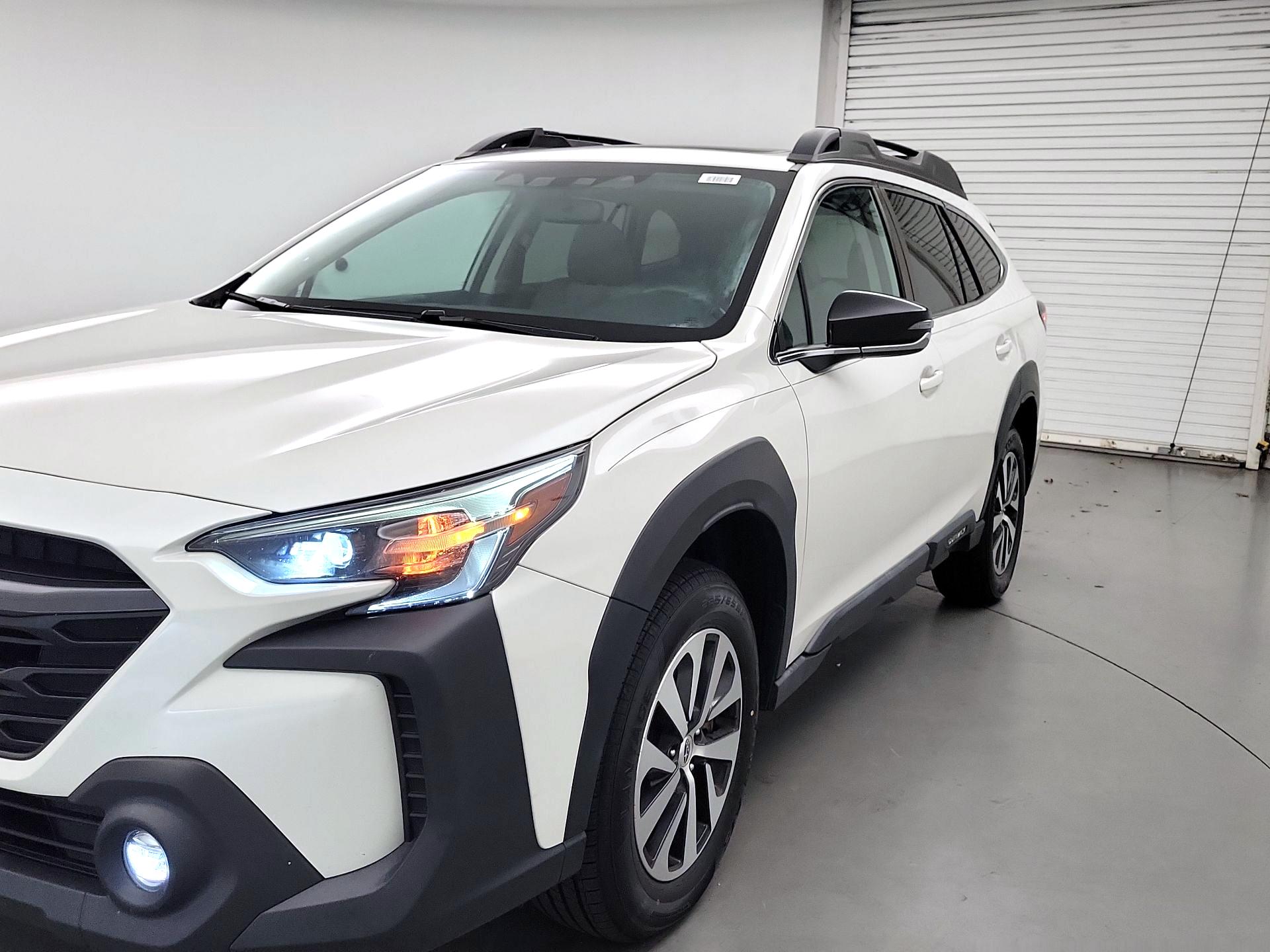 Thumbnail: 2023 Subaru Outback - 3