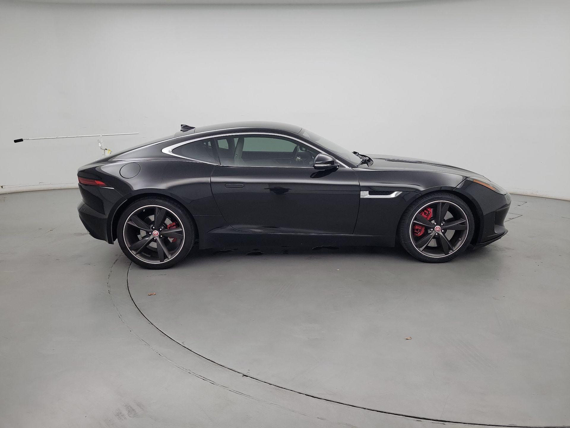 Thumbnail: 2018 Jaguar F-Type - 4