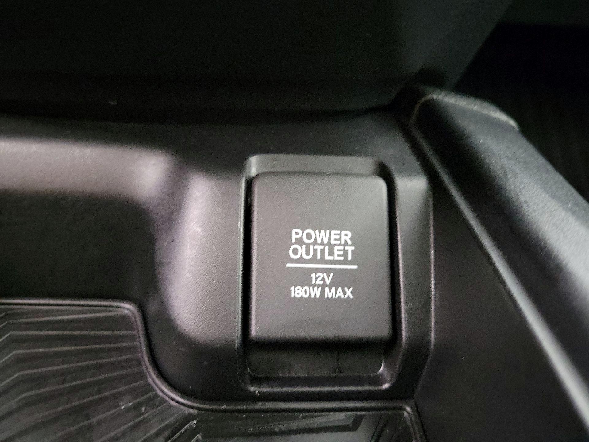 Thumbnail: 2017 Honda CR-V - 16