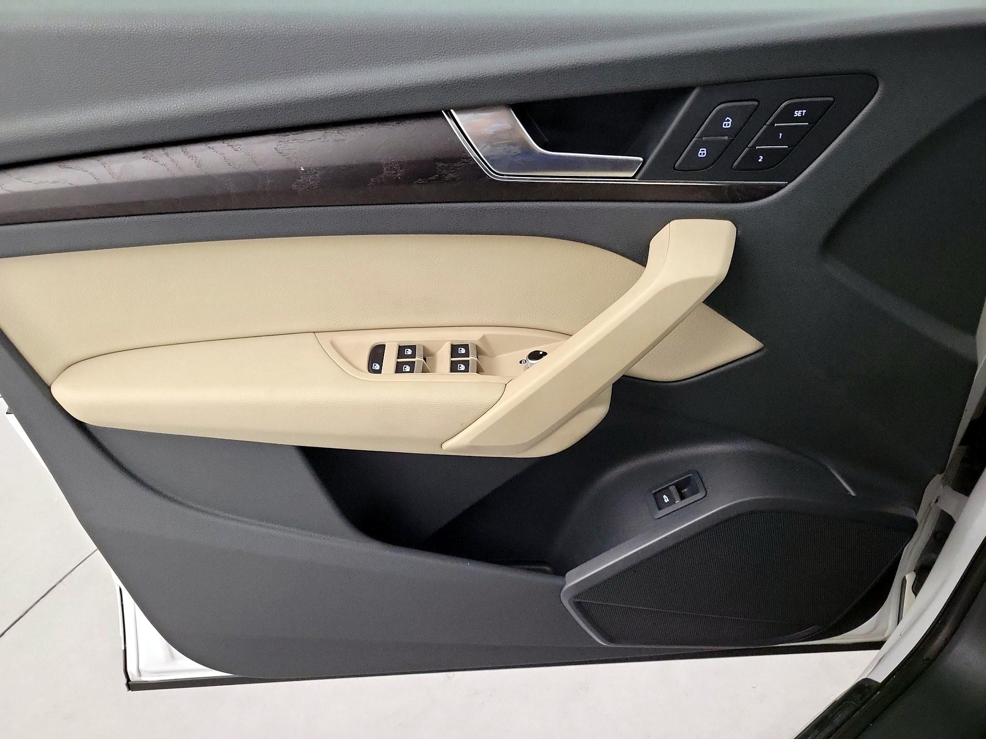 Thumbnail: 2018 Audi Q5 - 10