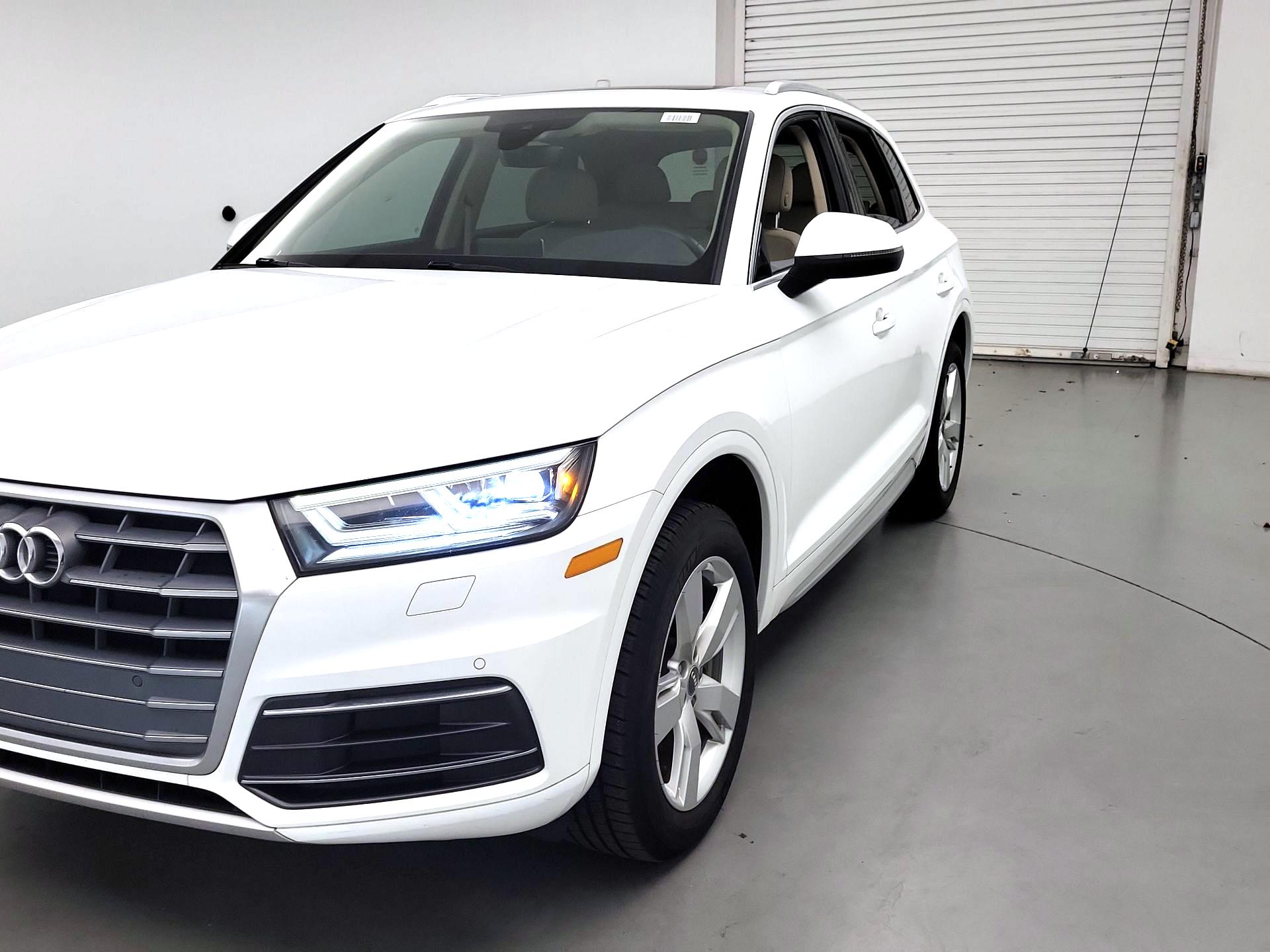Thumbnail: 2018 Audi Q5 - 3