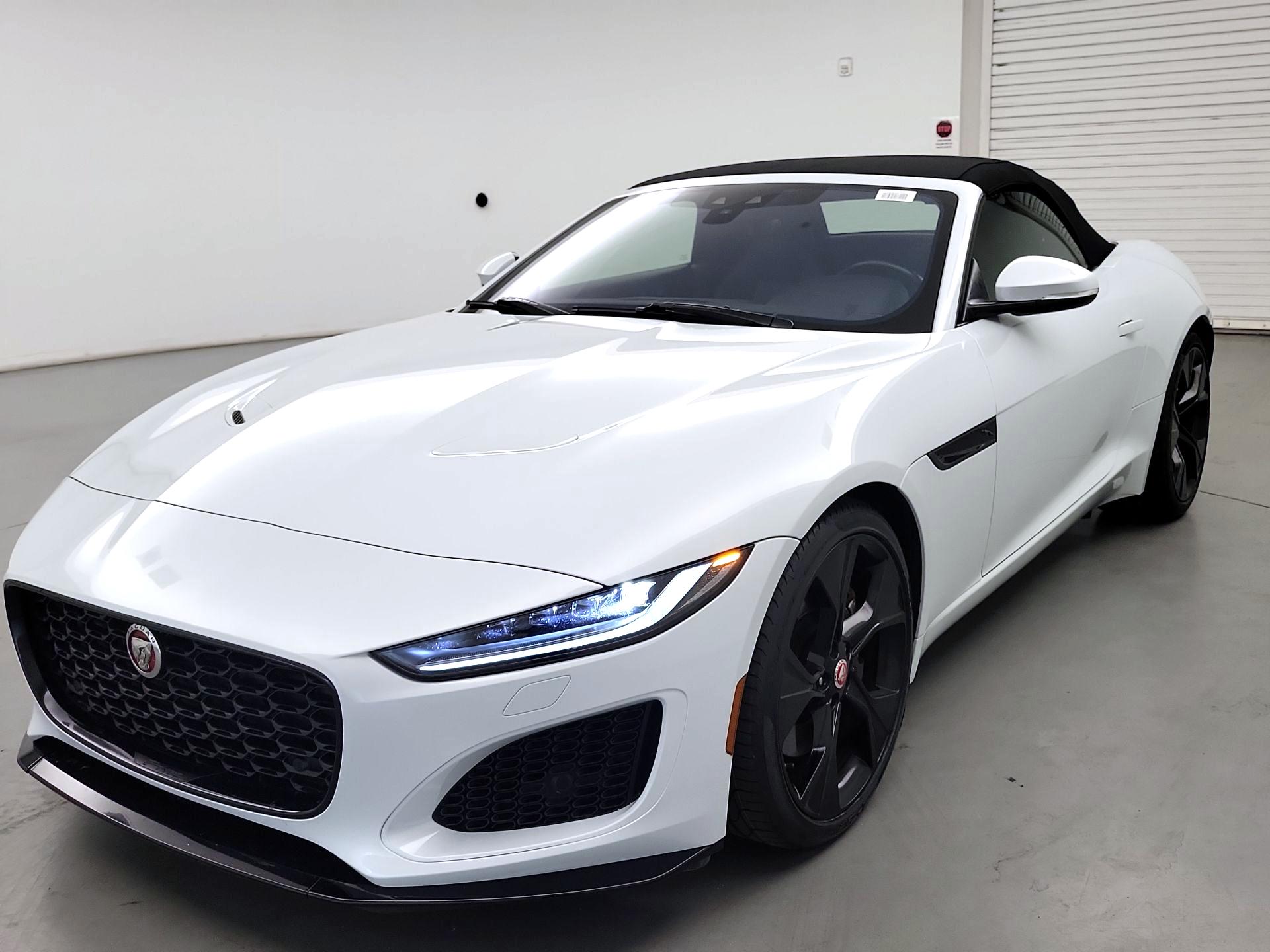 Thumbnail: 2021 Jaguar F-Type - 3
