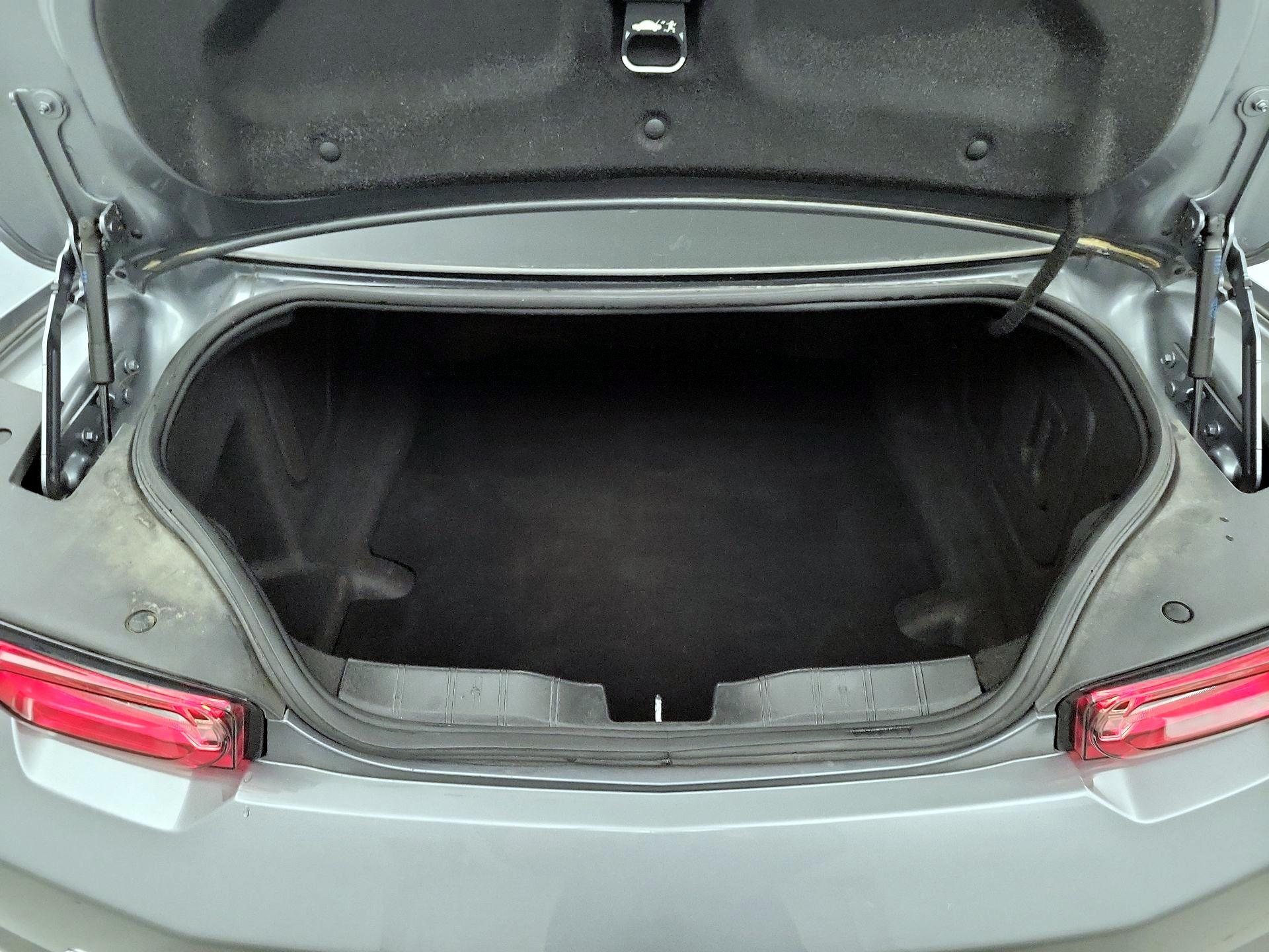 Thumbnail: 2019 Chevrolet Camaro - 20