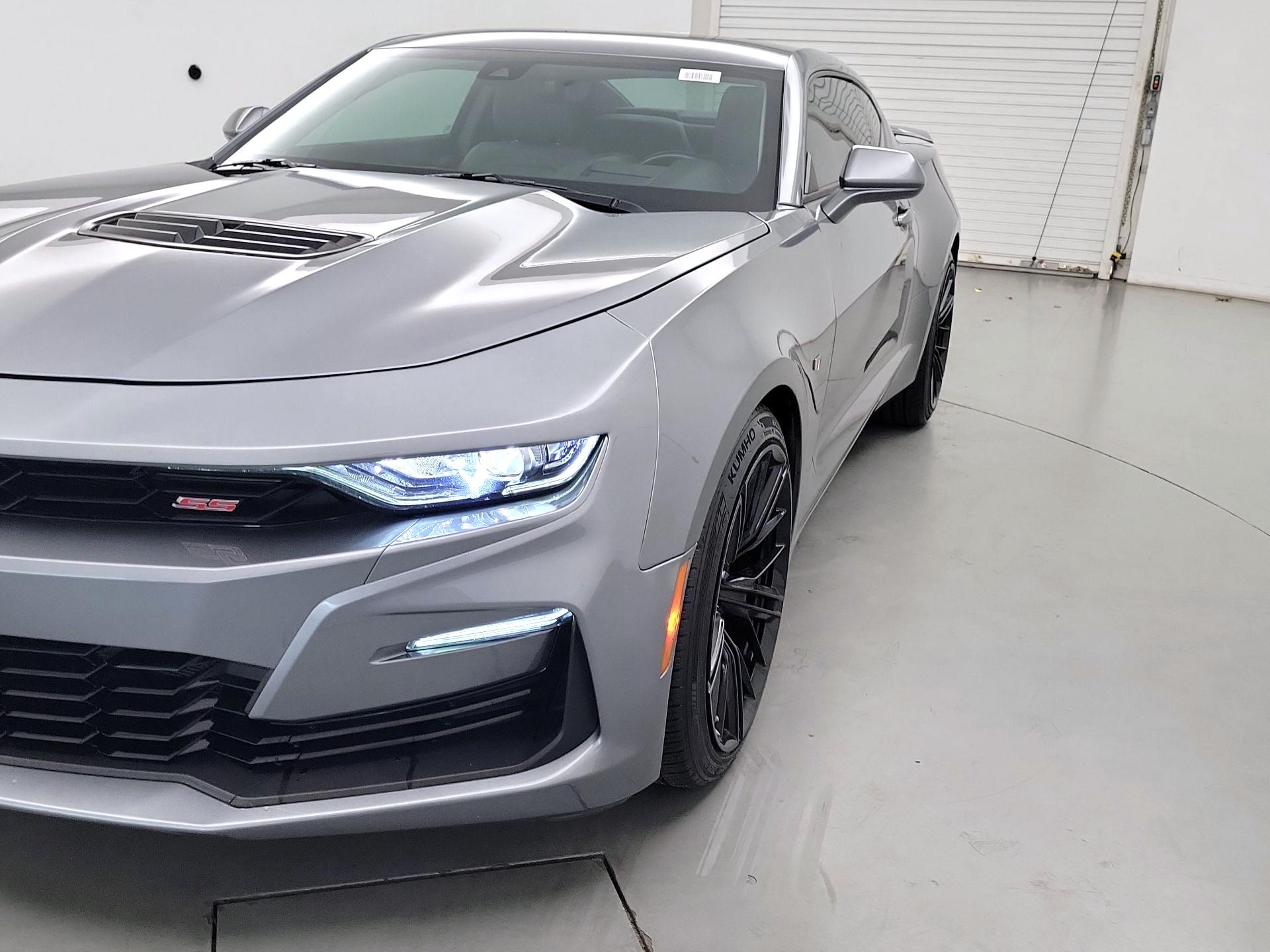 Thumbnail: 2019 Chevrolet Camaro - 3