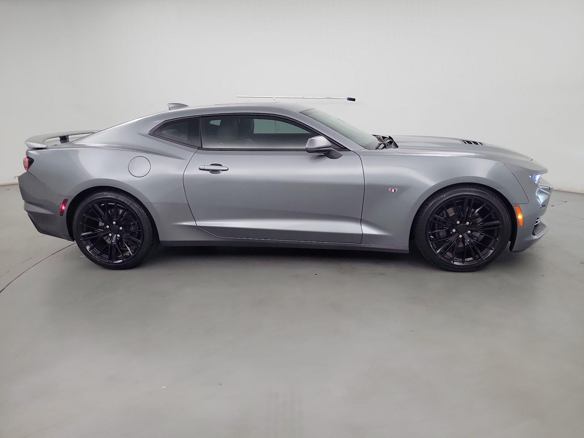 Thumbnail: 2019 Chevrolet Camaro - 4