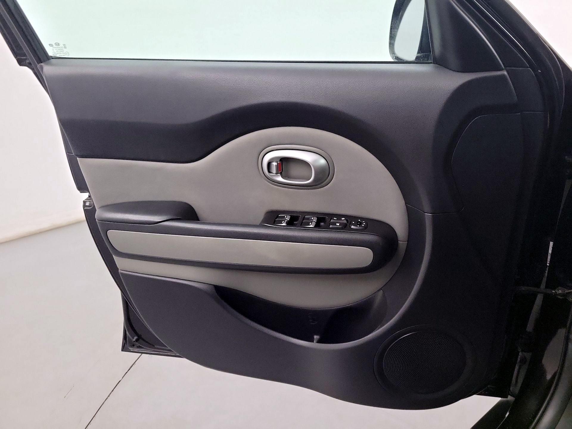 Thumbnail: 2018 Kia Soul - 10