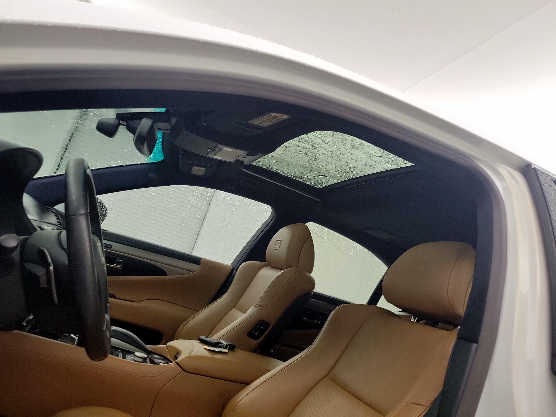 Thumbnail: 2014 Lexus LS - 18