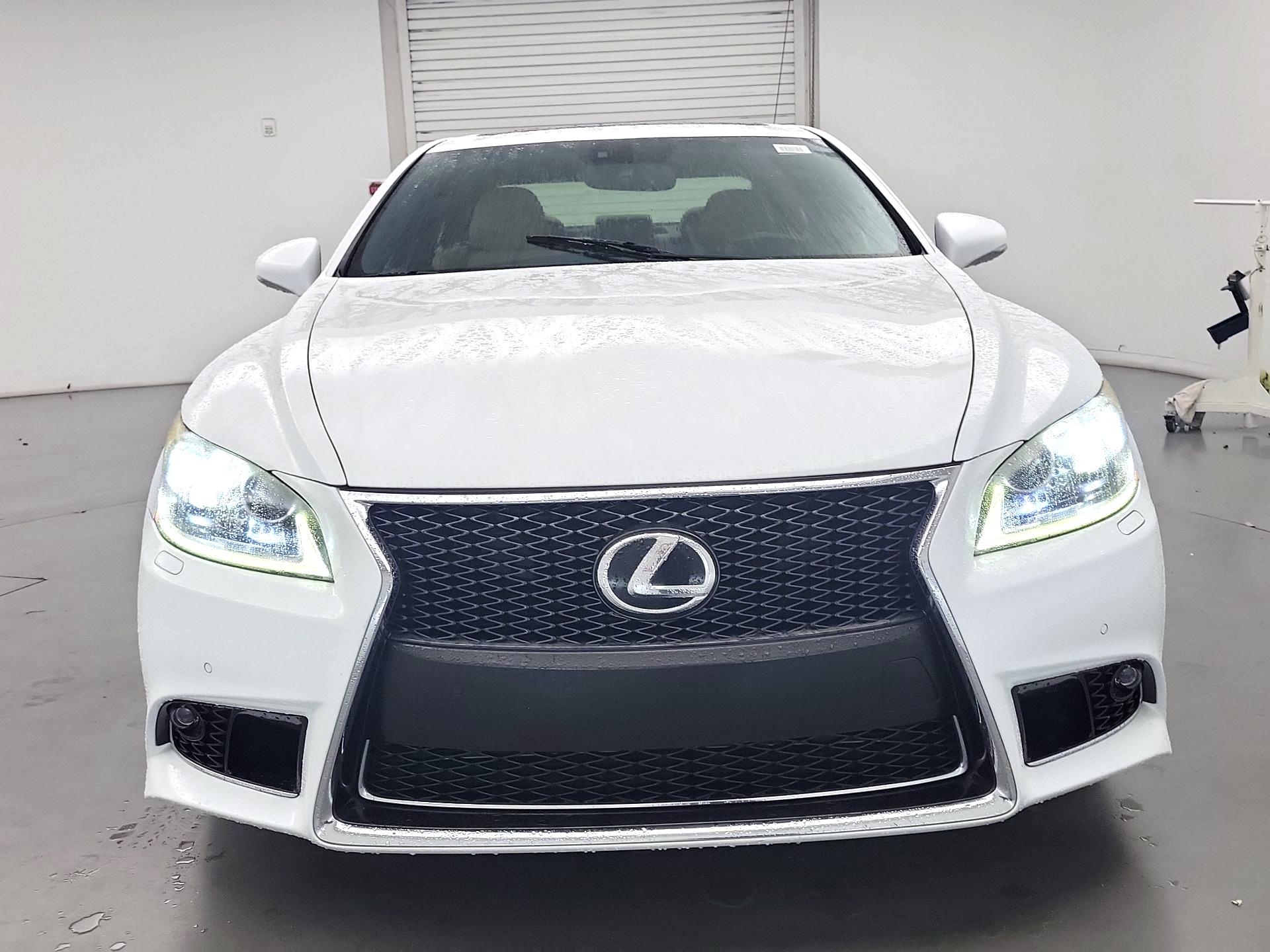 Thumbnail: 2014 Lexus LS - 2