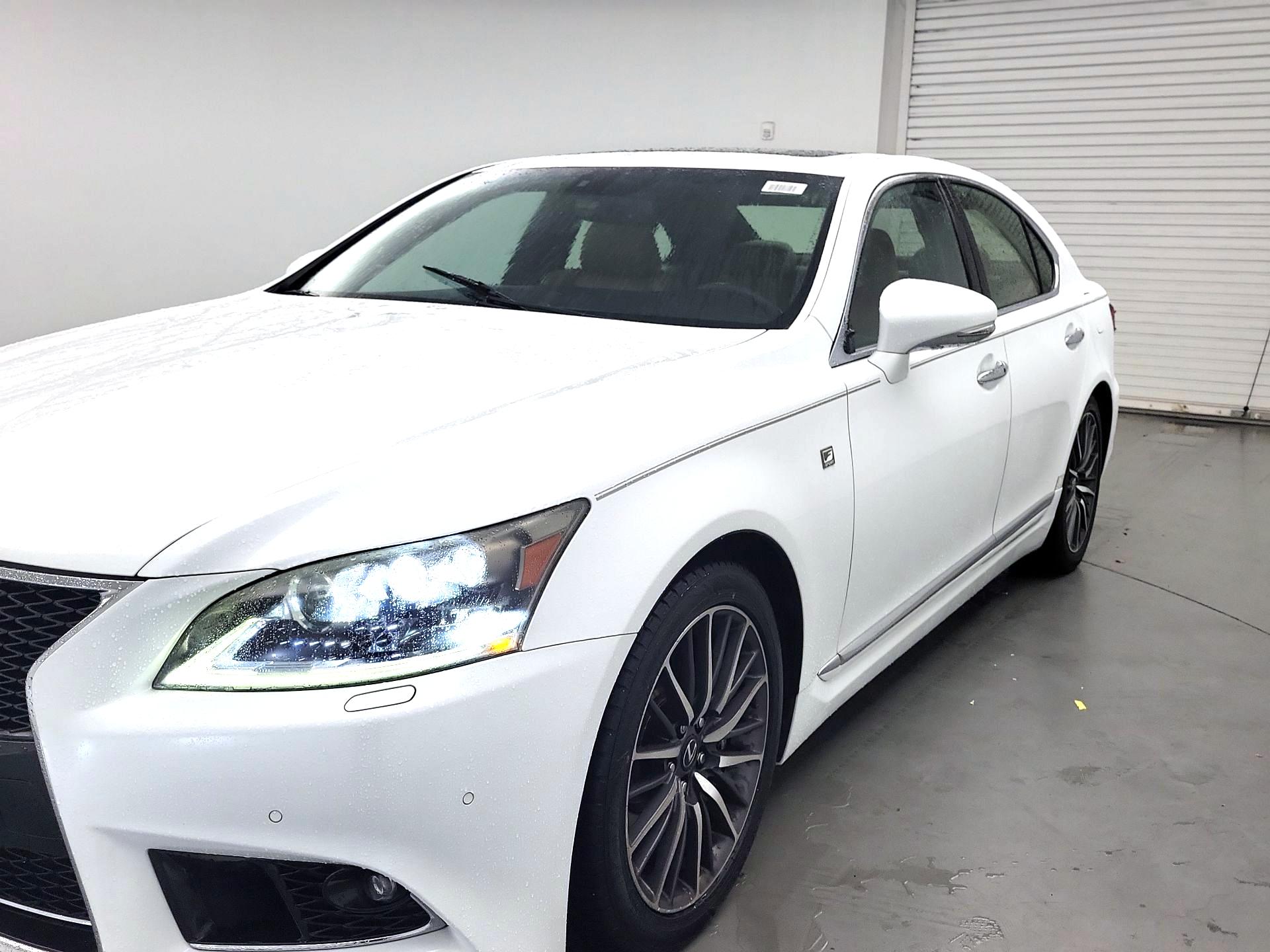 Thumbnail: 2014 Lexus LS - 3