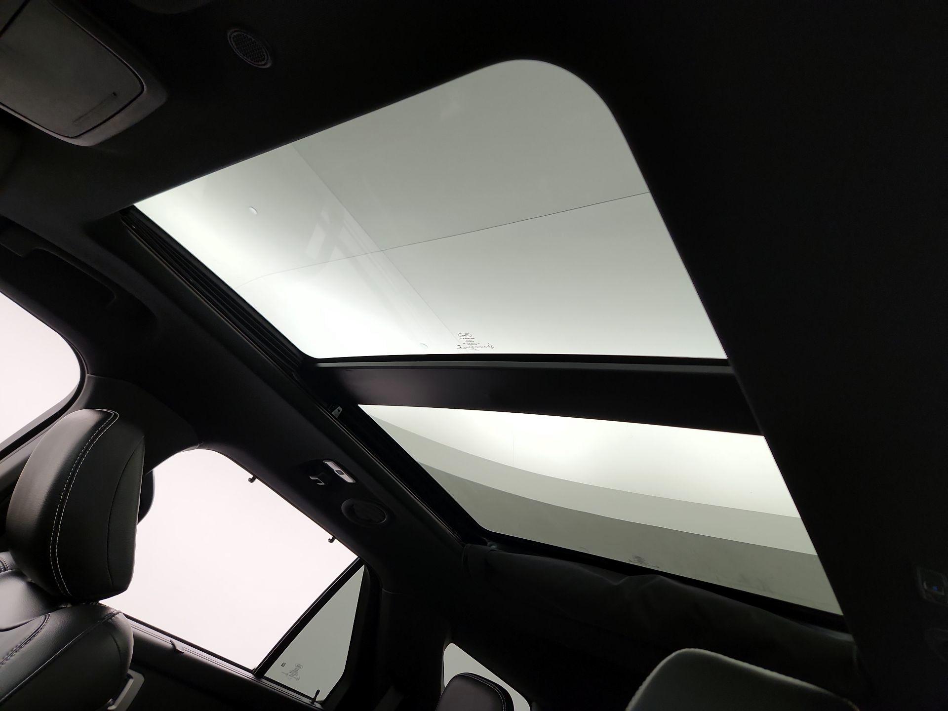 Thumbnail: 2020 Ford Explorer - 18