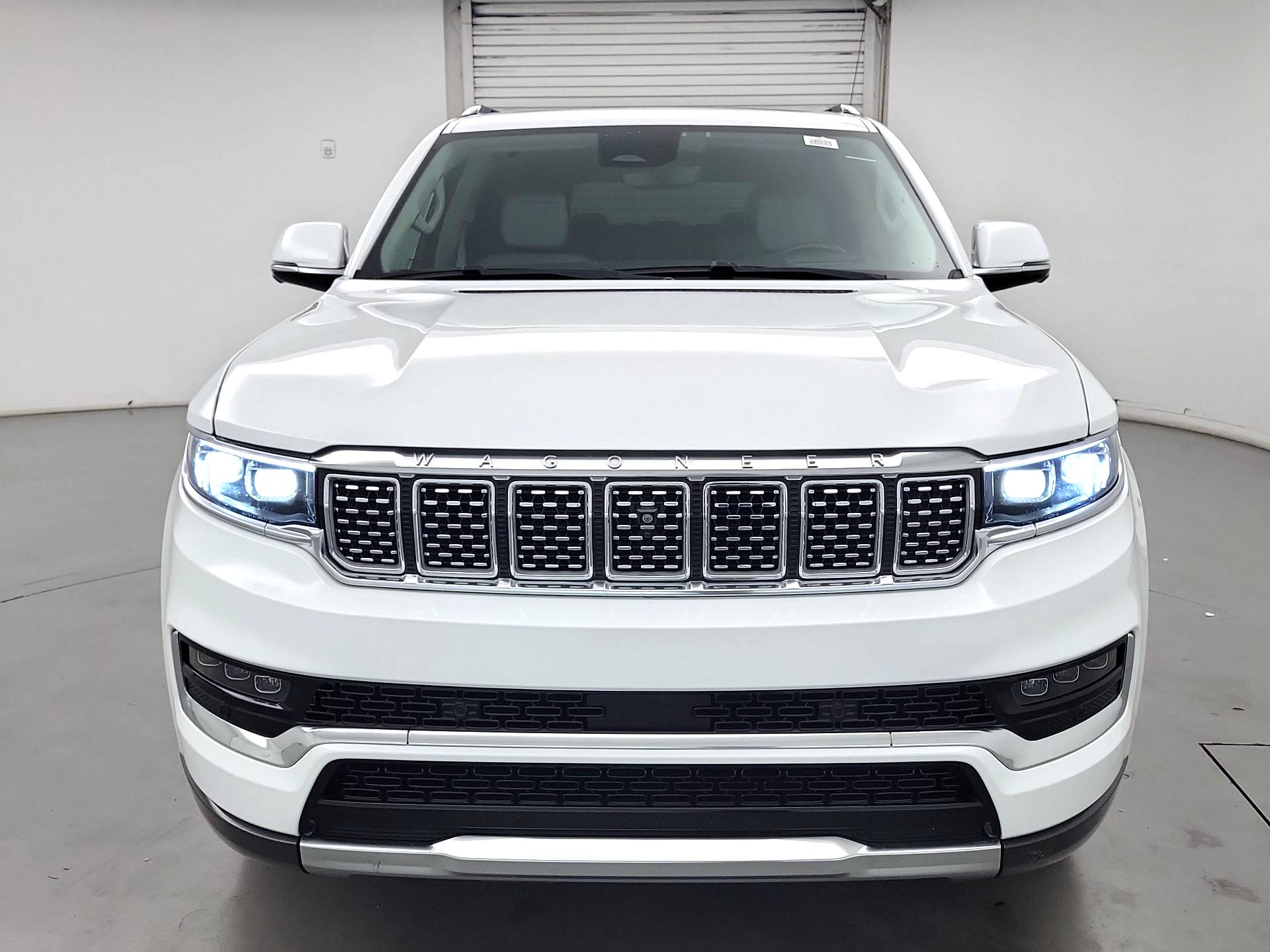 Thumbnail: 2022 Jeep Grand Wagoneer - 2