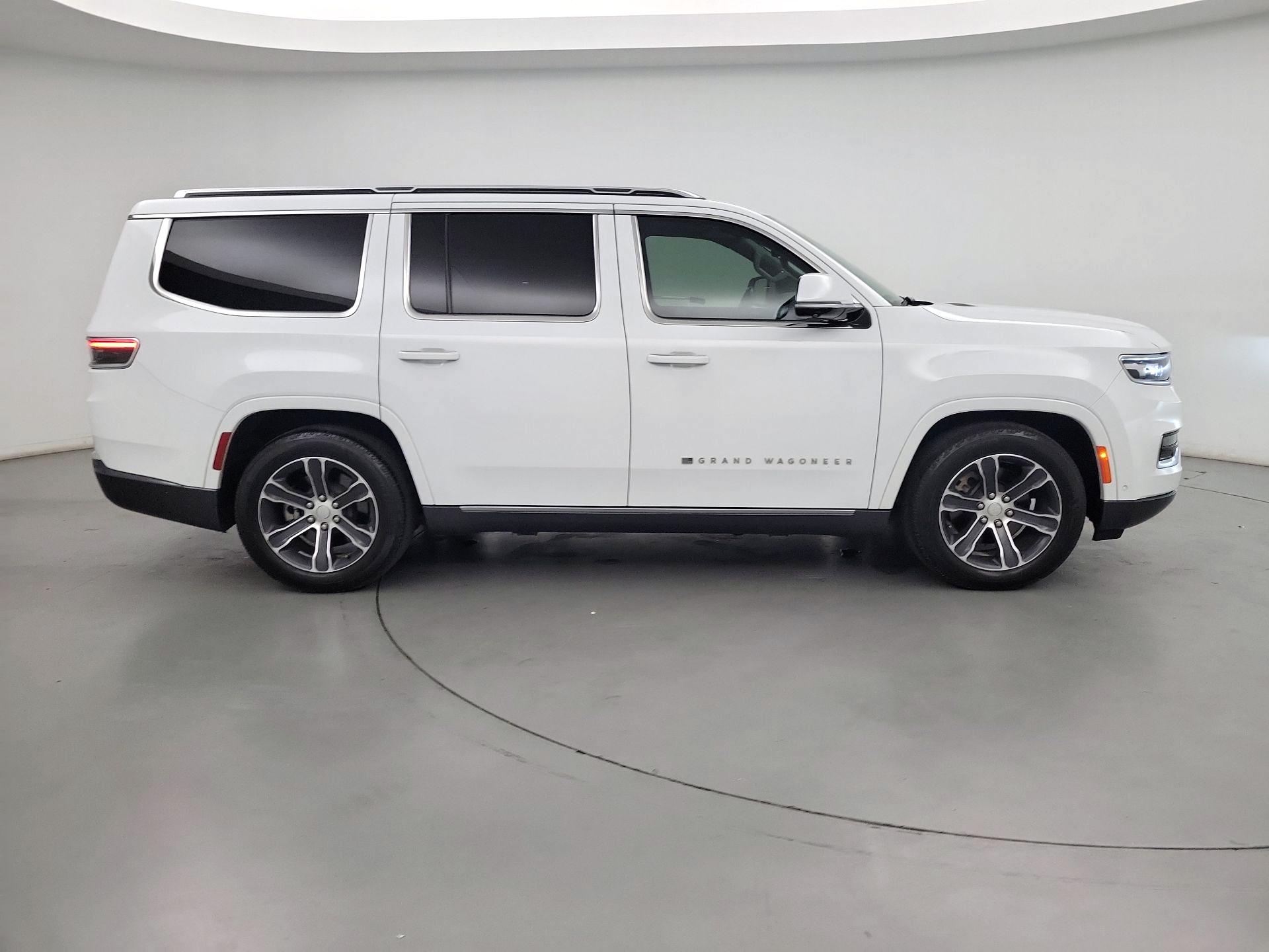 Thumbnail: 2022 Jeep Grand Wagoneer - 4