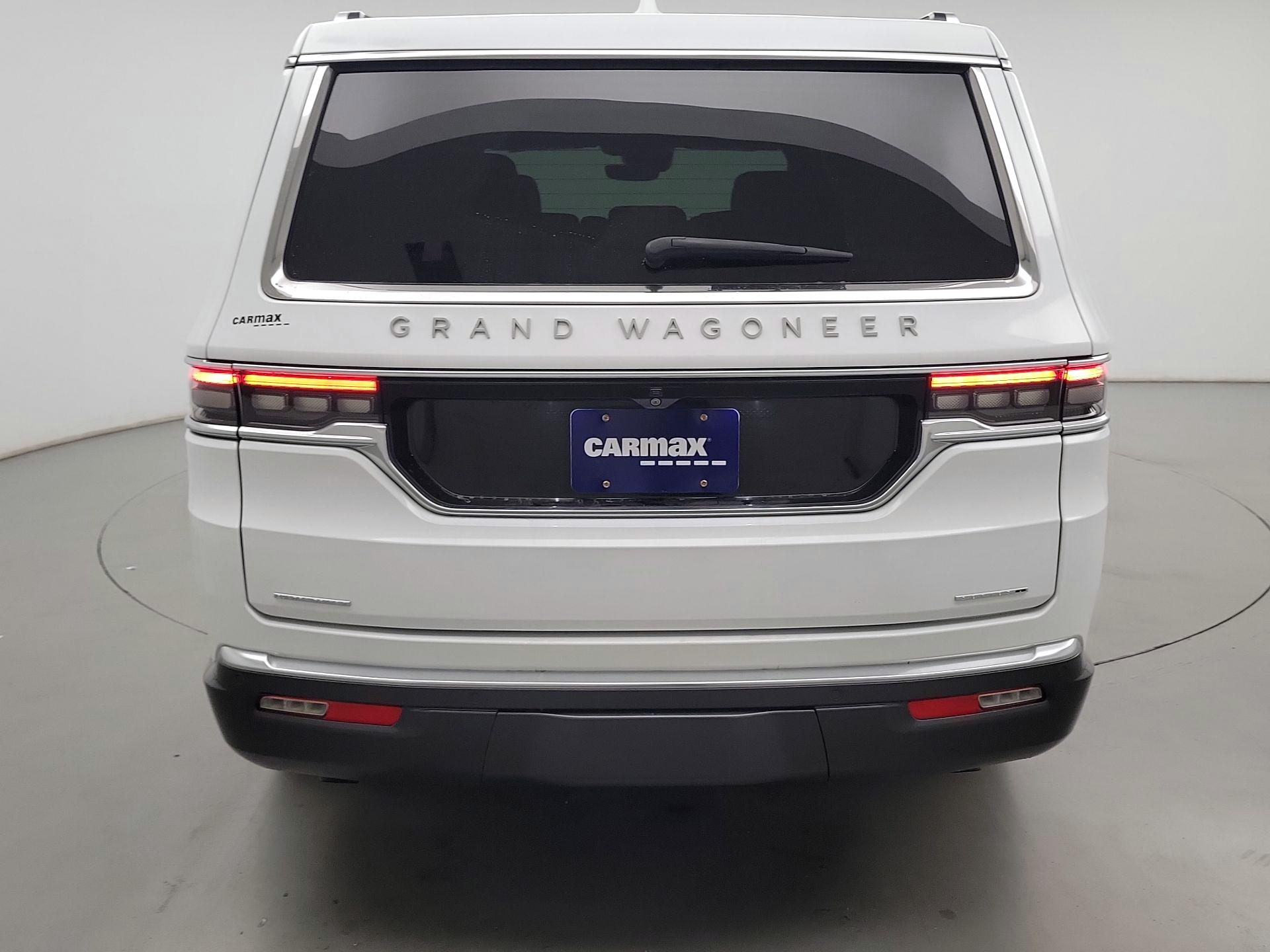 Thumbnail: 2022 Jeep Grand Wagoneer - 6