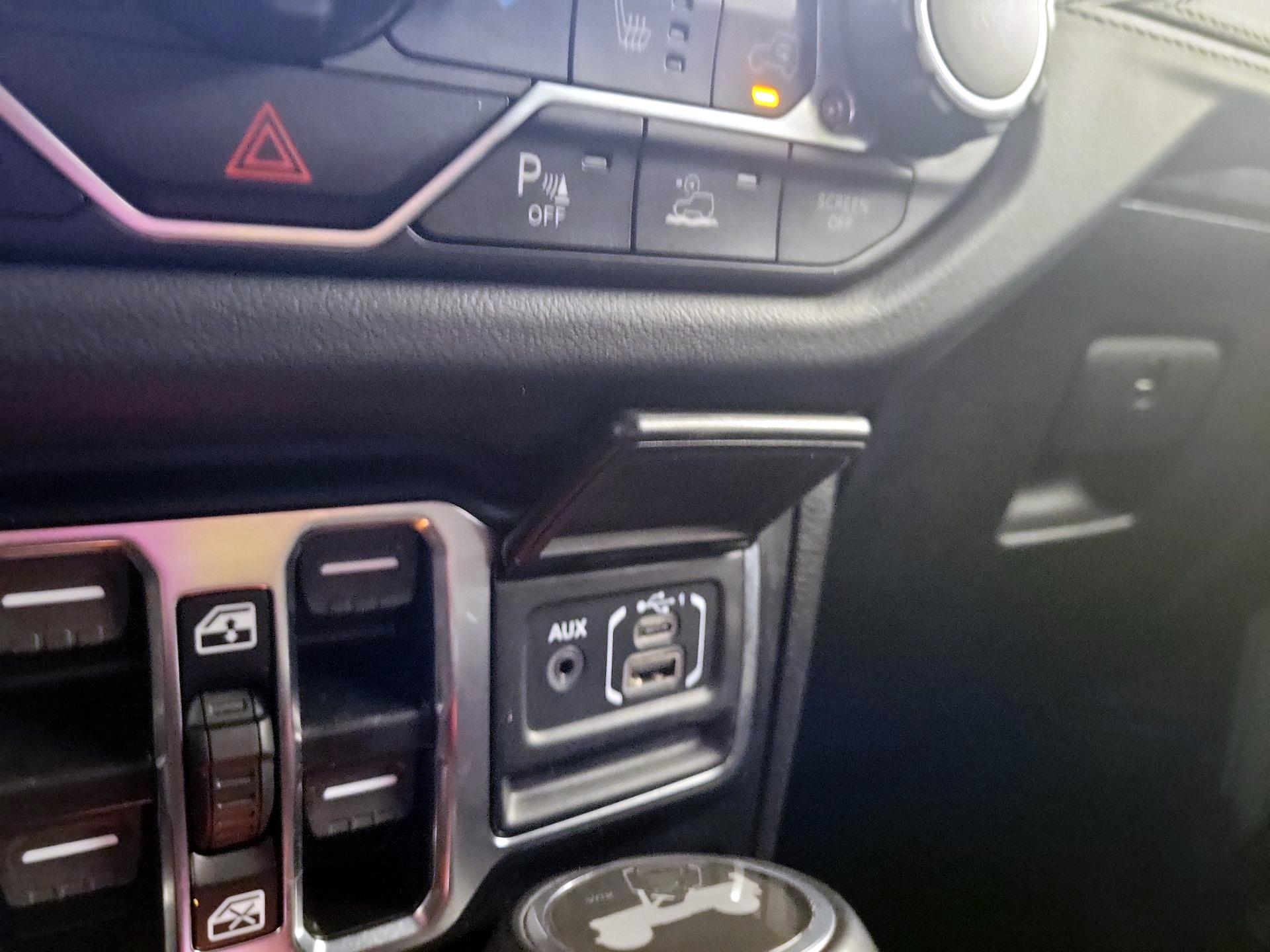 Thumbnail: 2024 Jeep Wrangler - 16