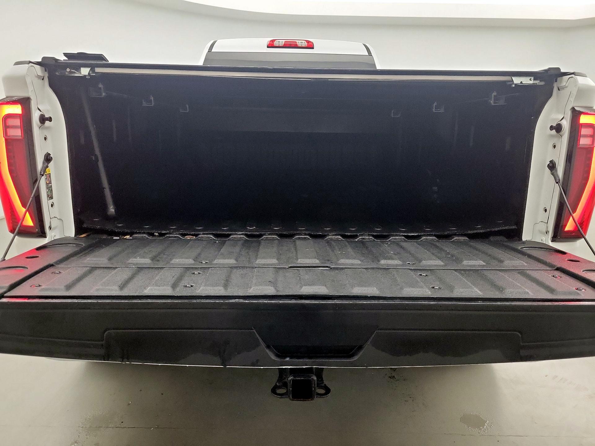 Thumbnail: 2024 GMC Sierra 3500 - 18