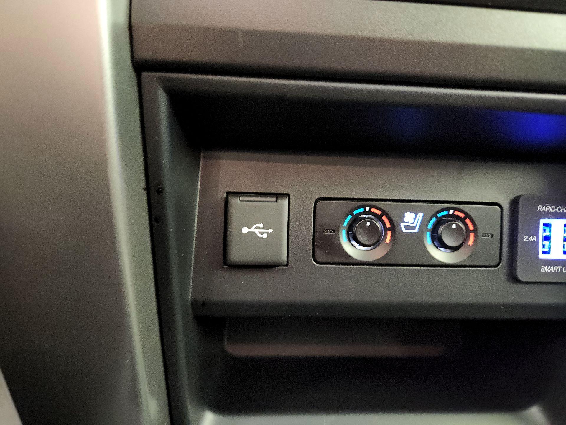 Thumbnail: 2022 Toyota 4Runner - 17