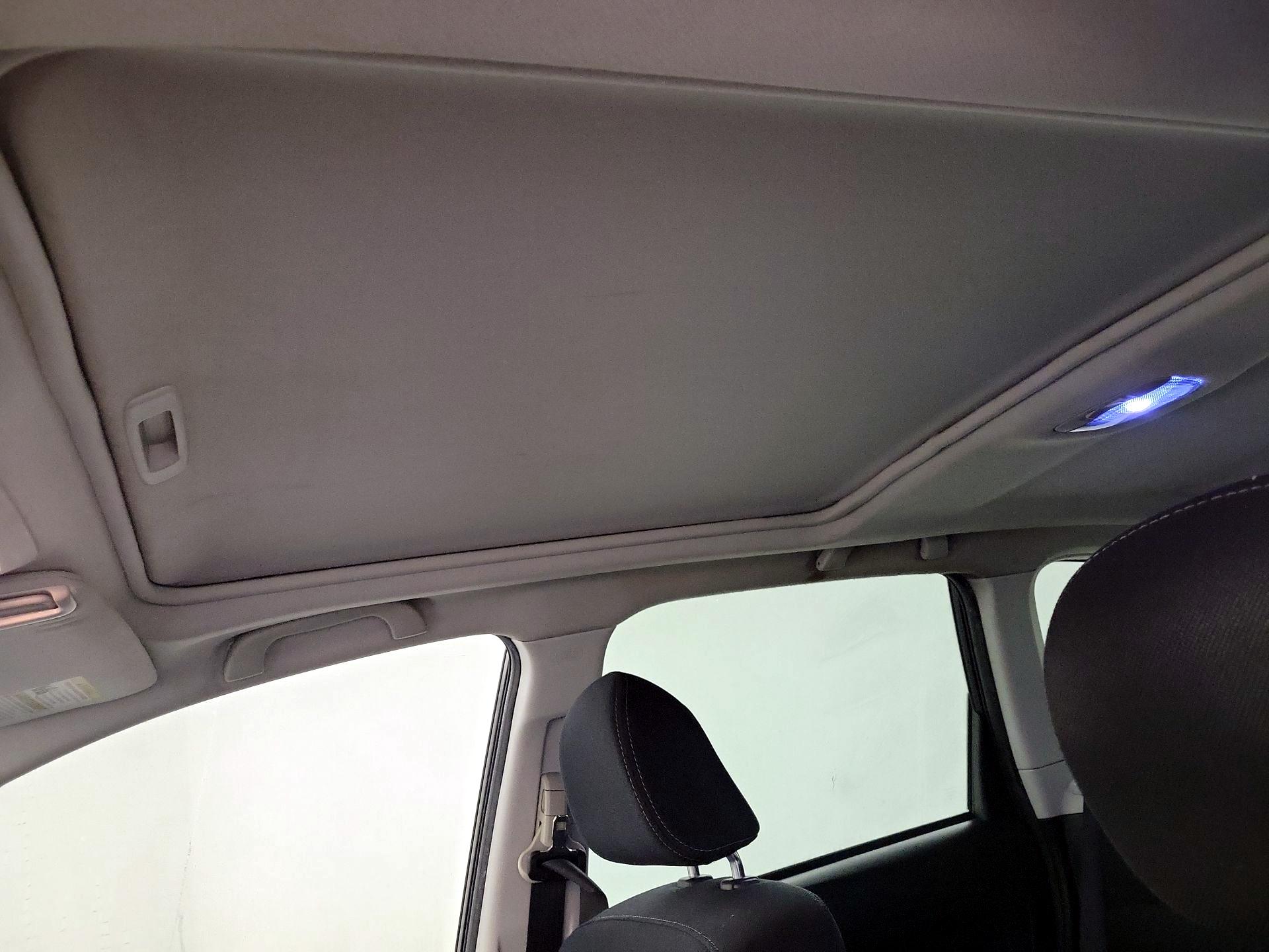 Thumbnail: 2018 Subaru Forester - 16