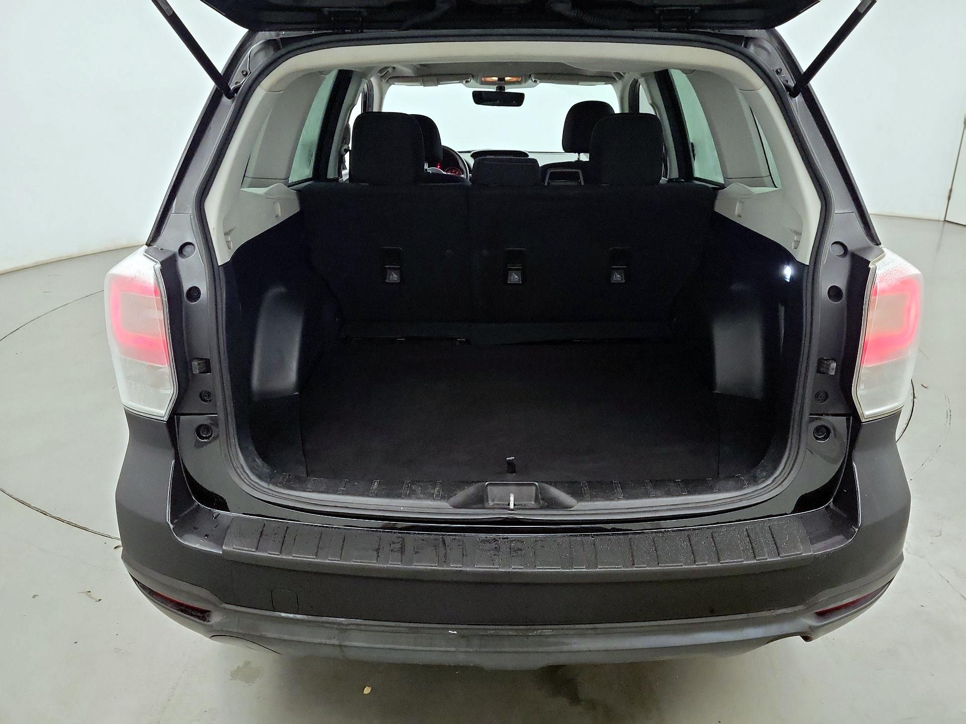 Thumbnail: 2018 Subaru Forester - 18