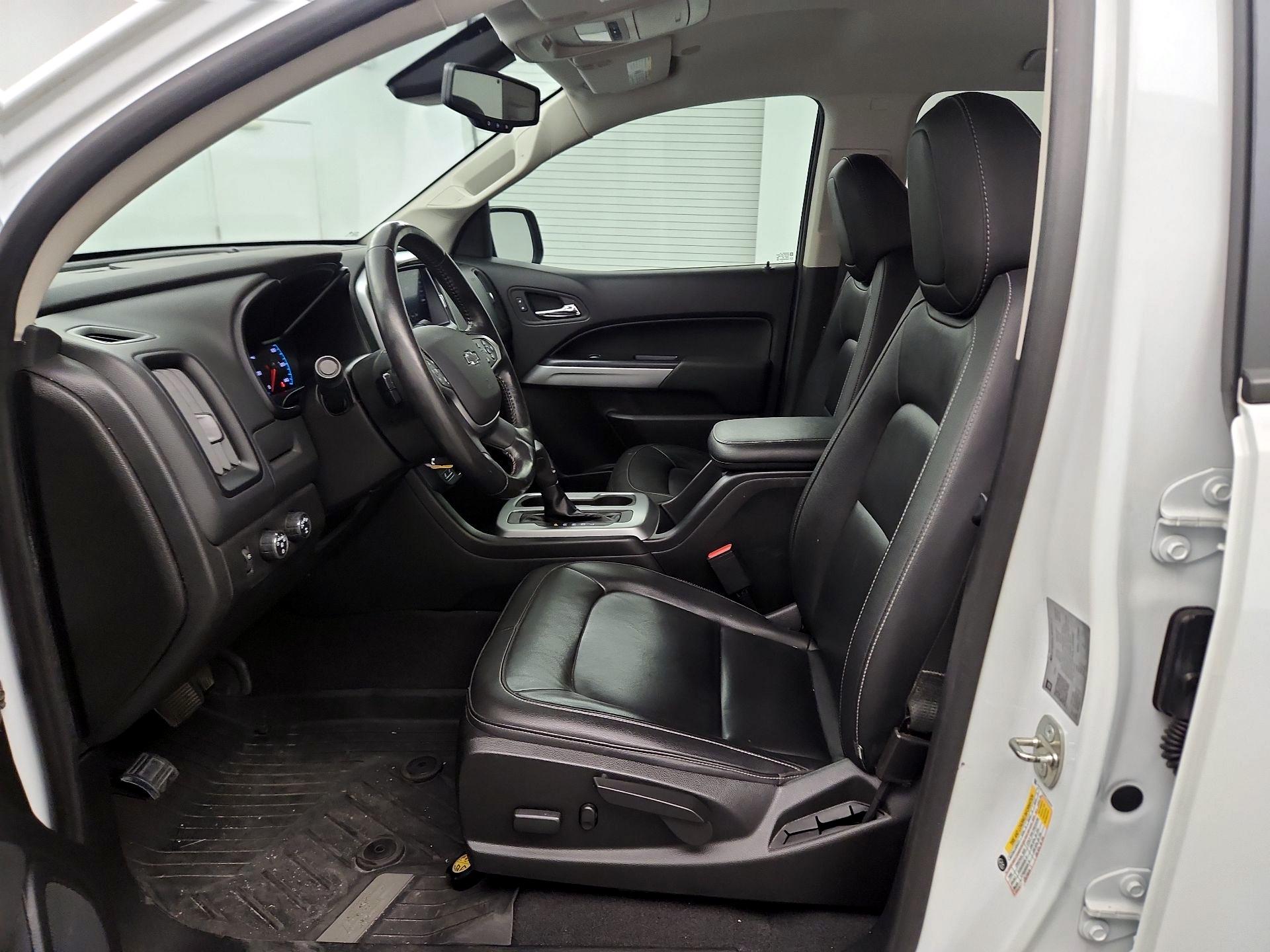 Thumbnail: 2020 Chevrolet Colorado - 9