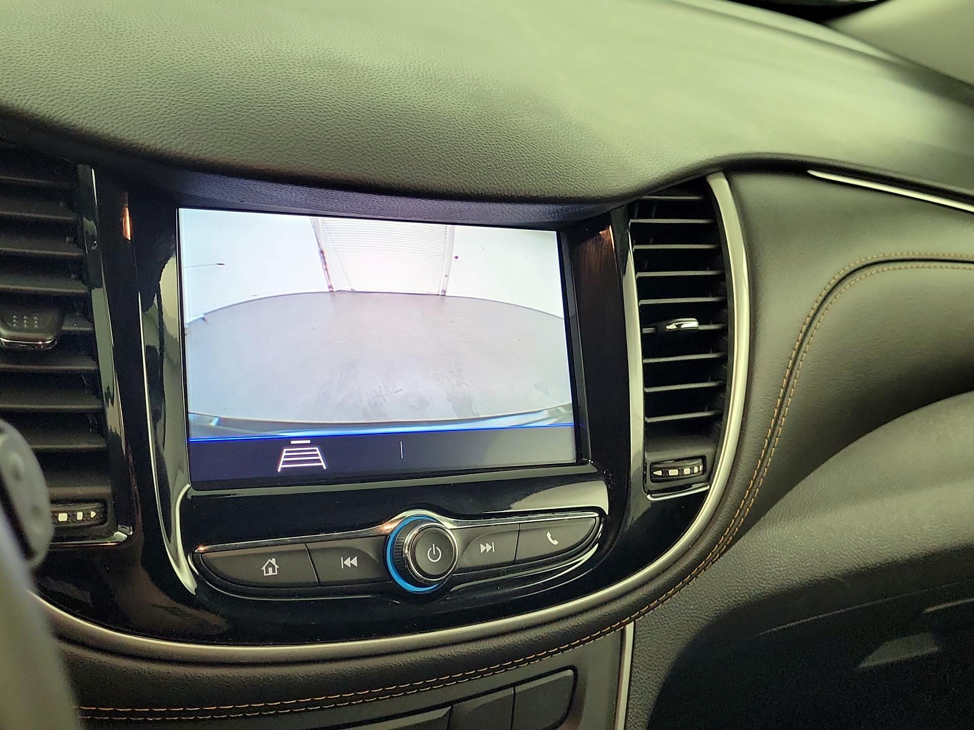 Thumbnail: 2020 Chevrolet Trax - 12