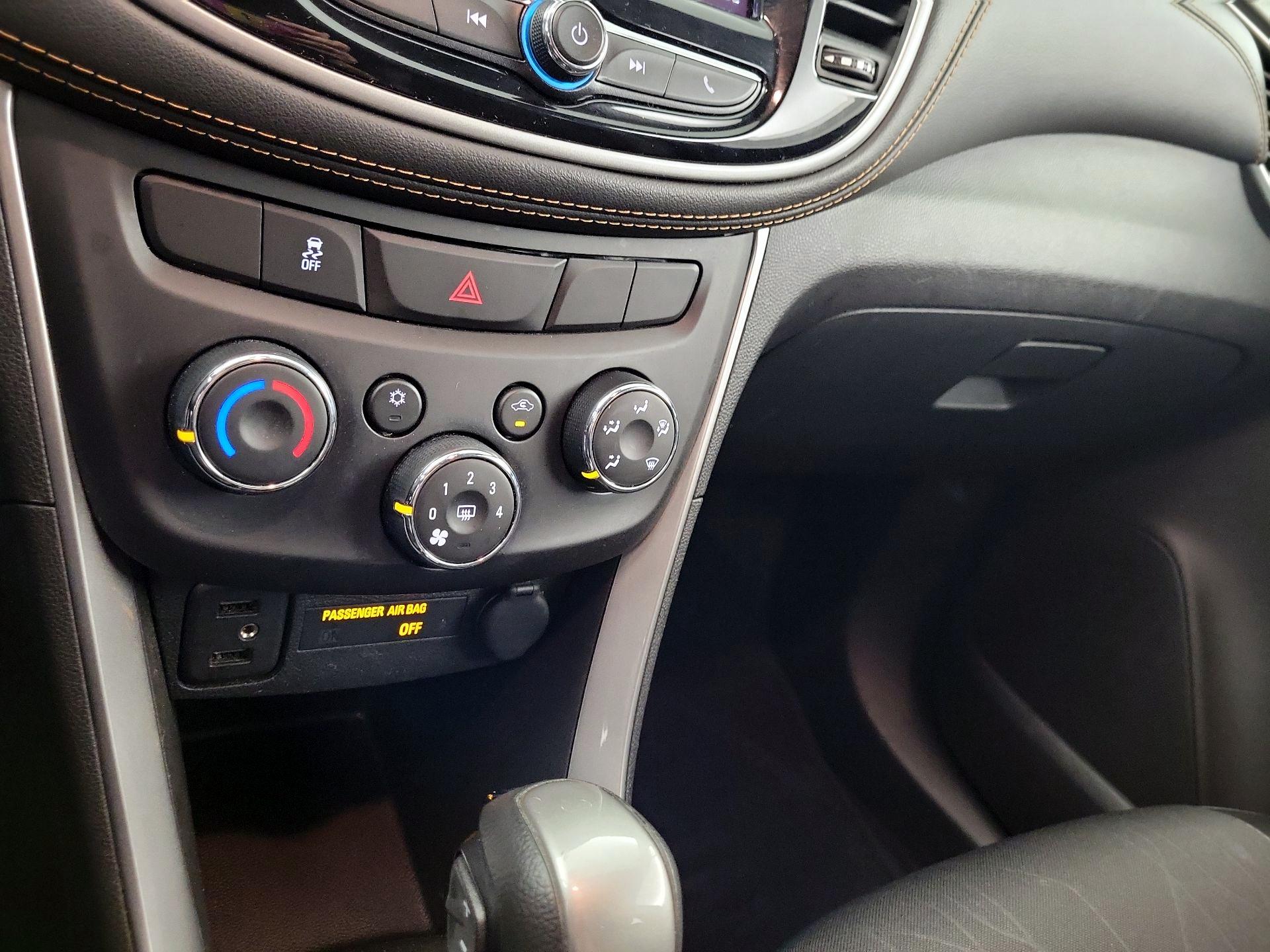 Thumbnail: 2020 Chevrolet Trax - 14