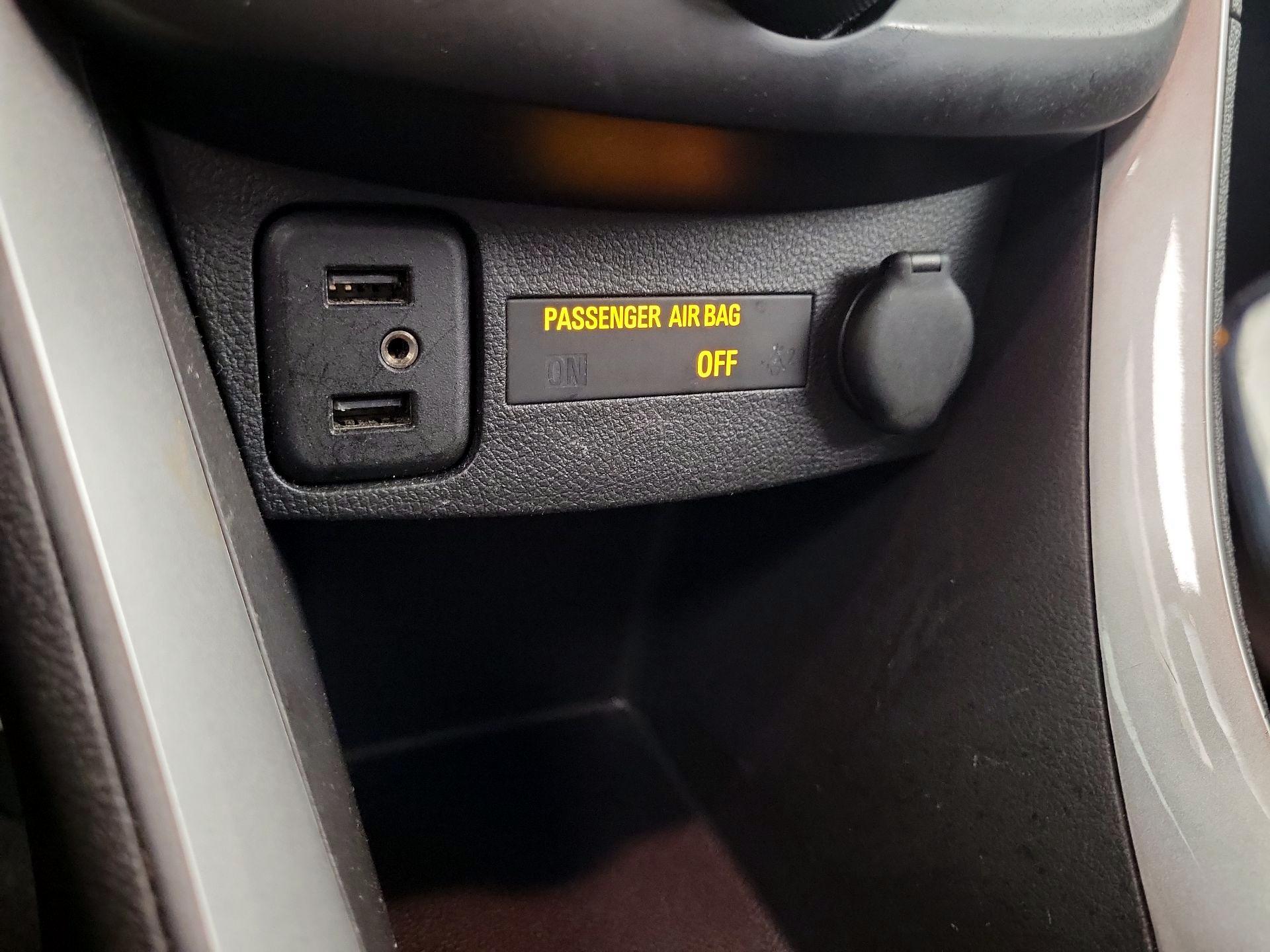 Thumbnail: 2020 Chevrolet Trax - 16