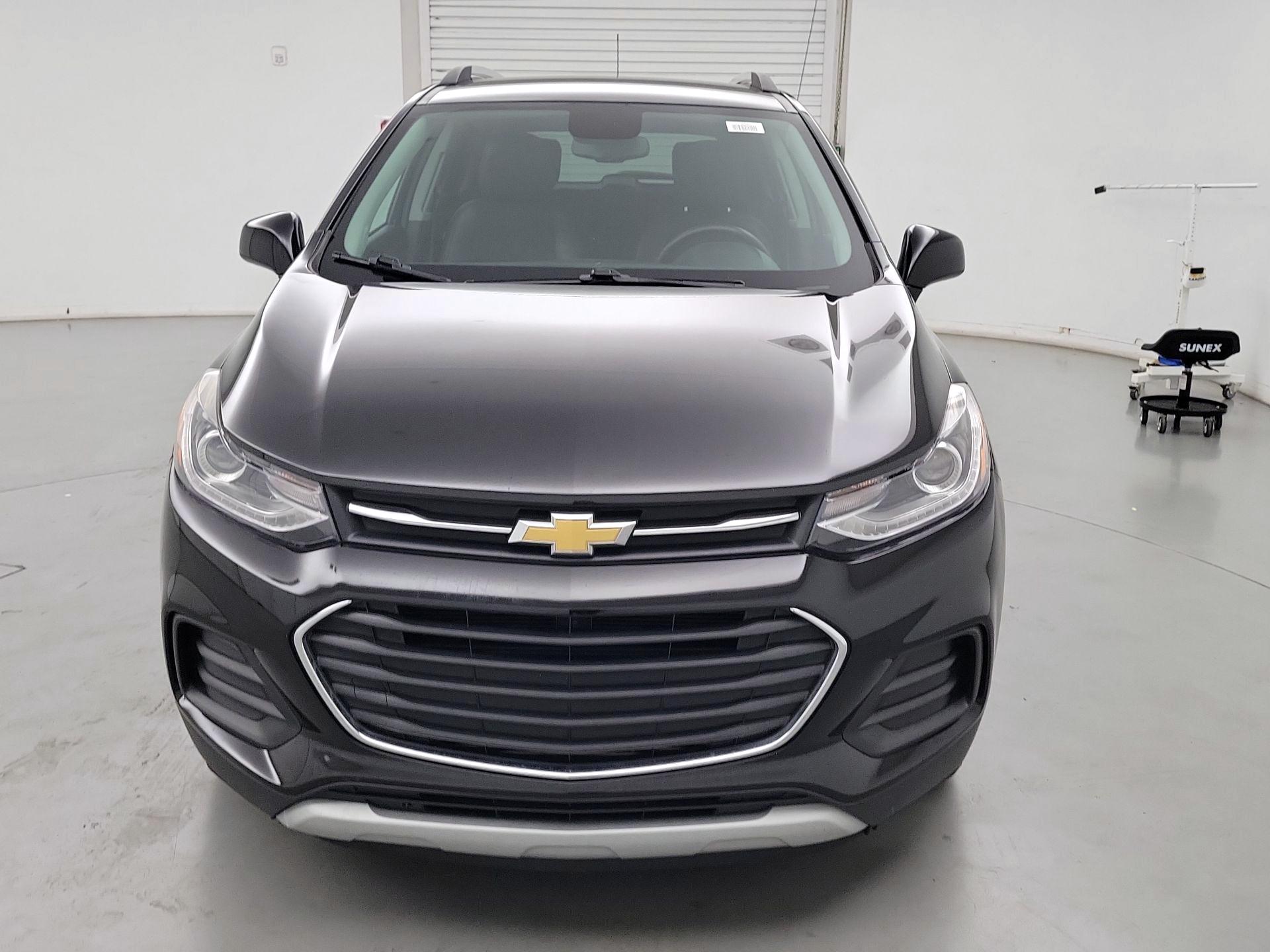 Thumbnail: 2020 Chevrolet Trax - 2