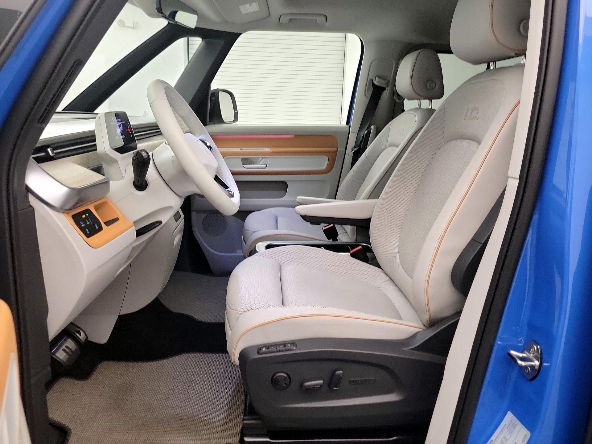 Thumbnail: 2025 Volkswagen ID.Buzz - 9