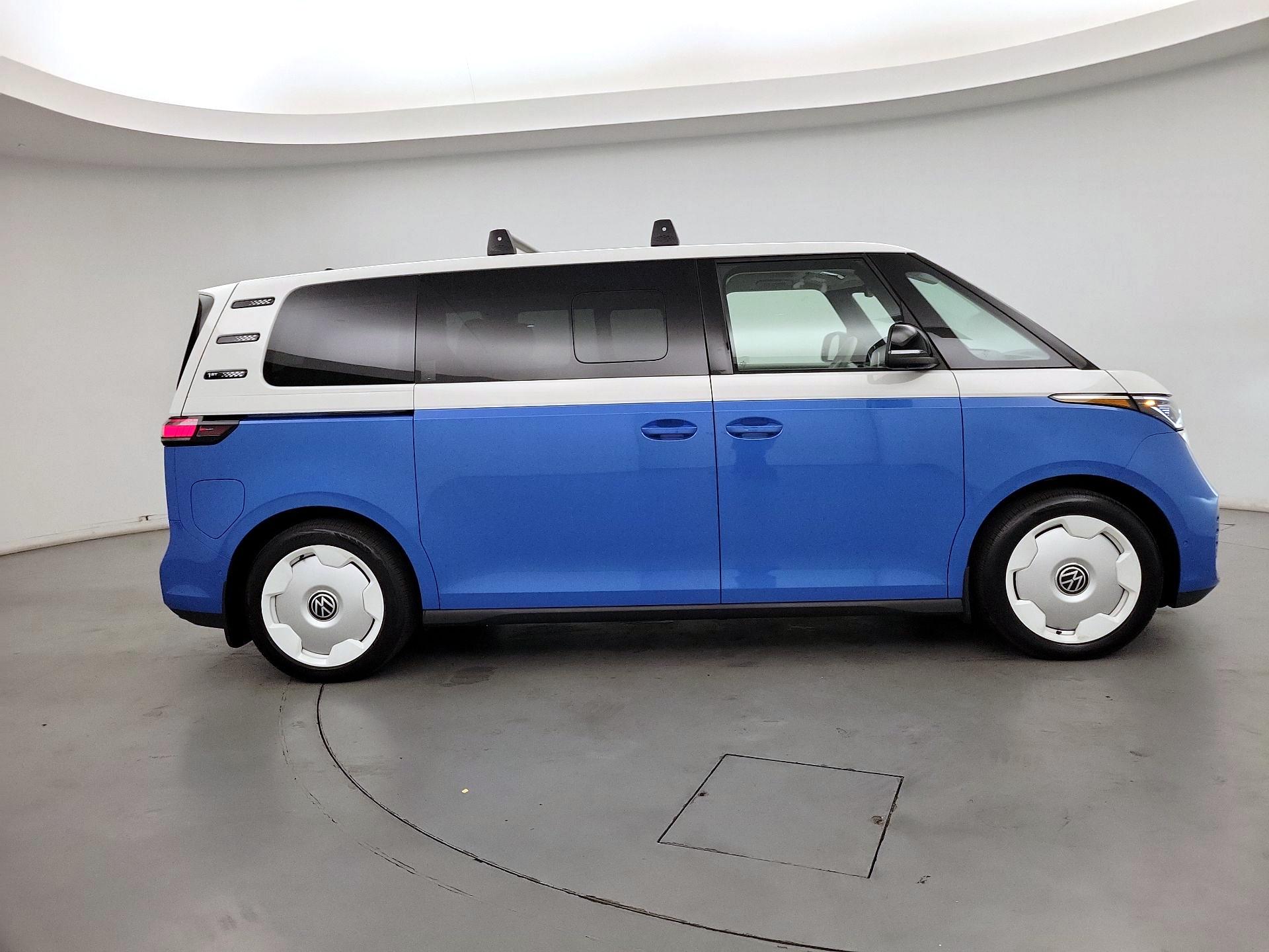 Thumbnail: 2025 Volkswagen ID.Buzz - 4