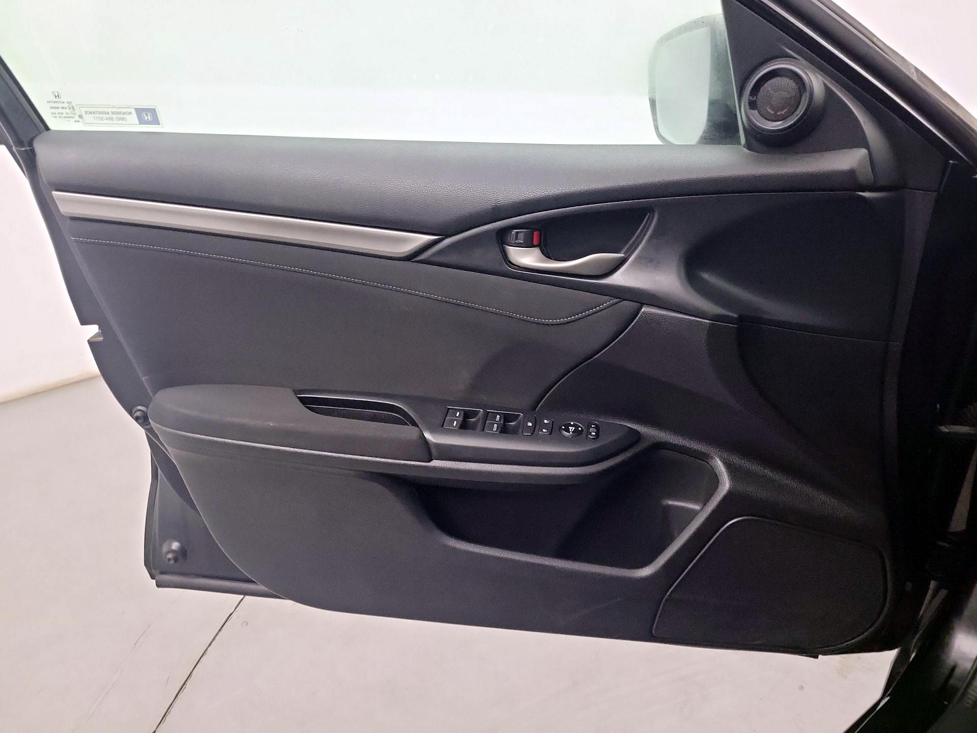 Thumbnail: 2018 Honda Civic - 10