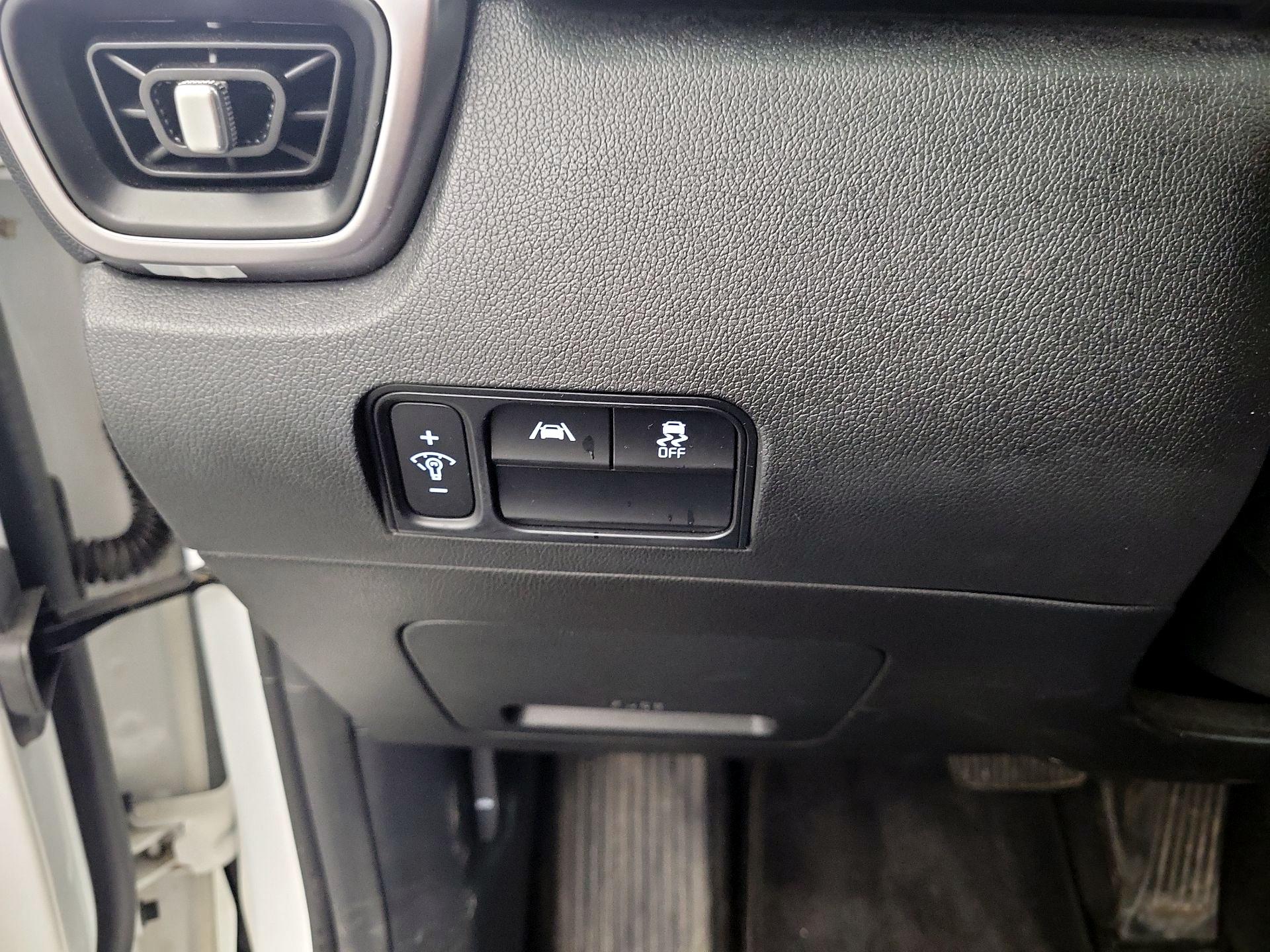 Thumbnail: 2022 Kia Sorento - 11