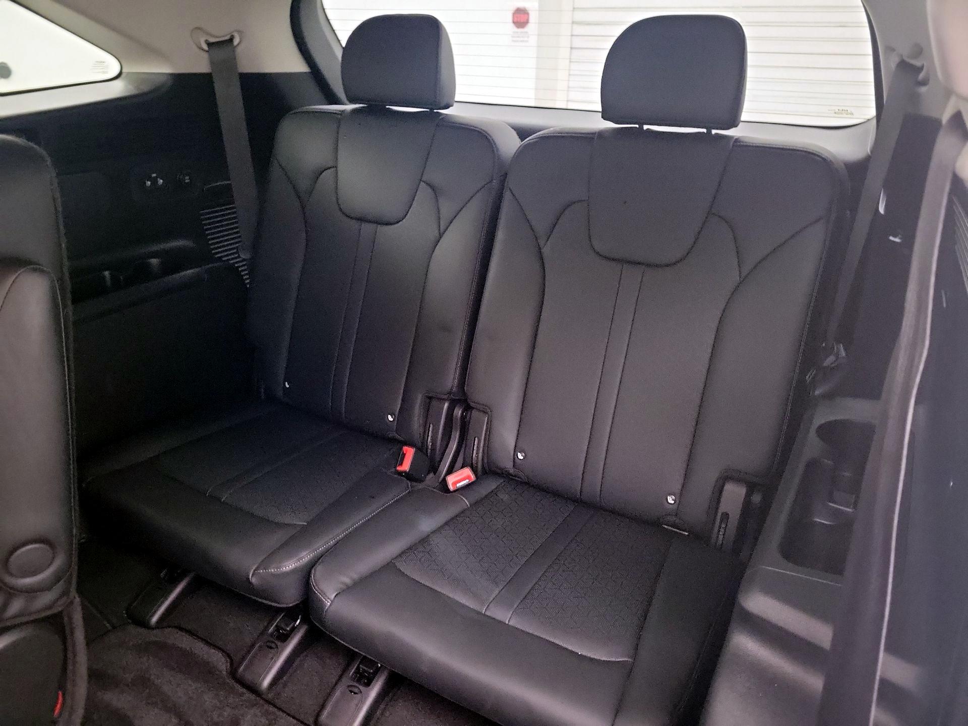 Thumbnail: 2022 Kia Sorento - 19