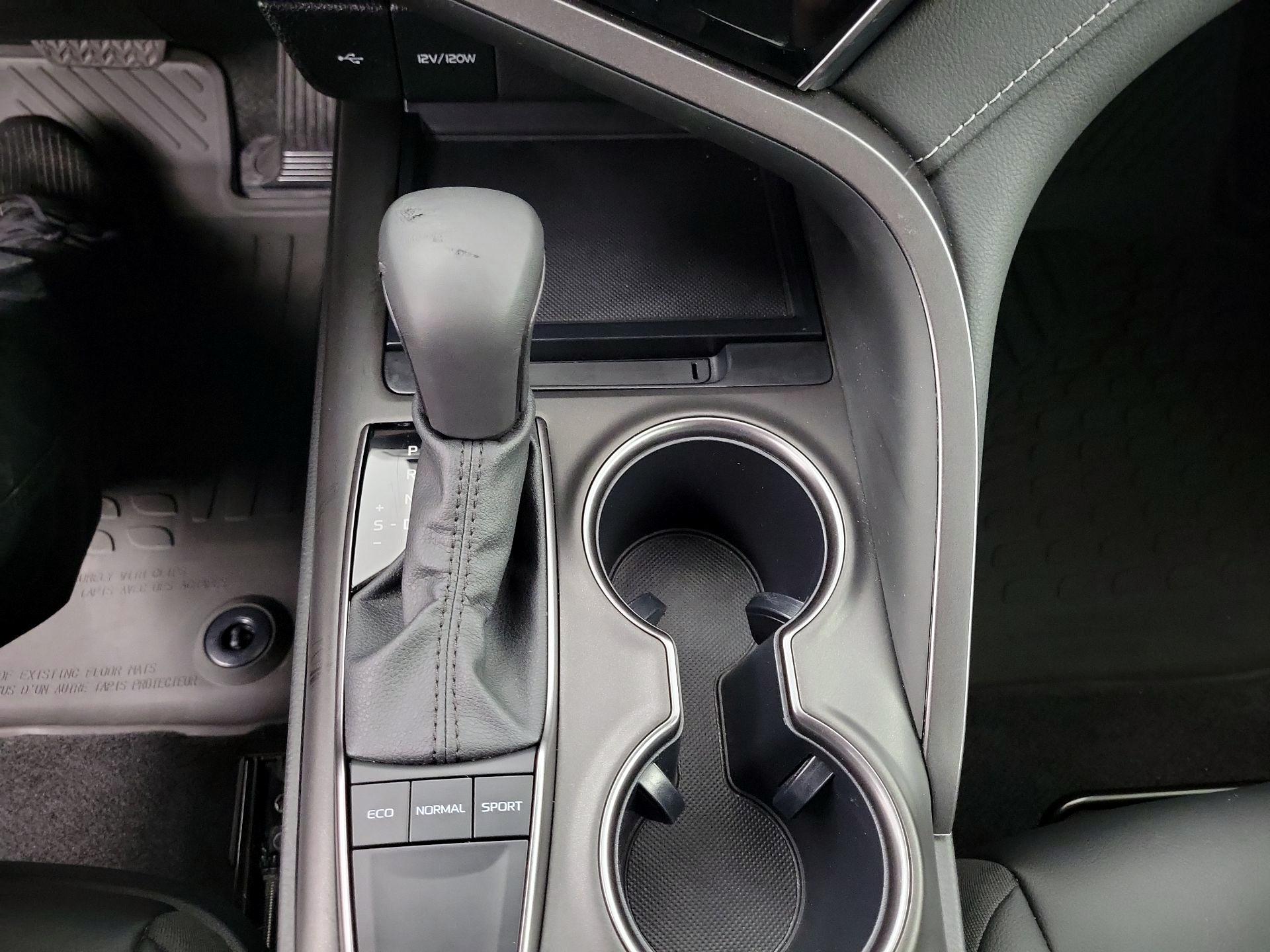 Thumbnail: 2024 Toyota Camry - 15