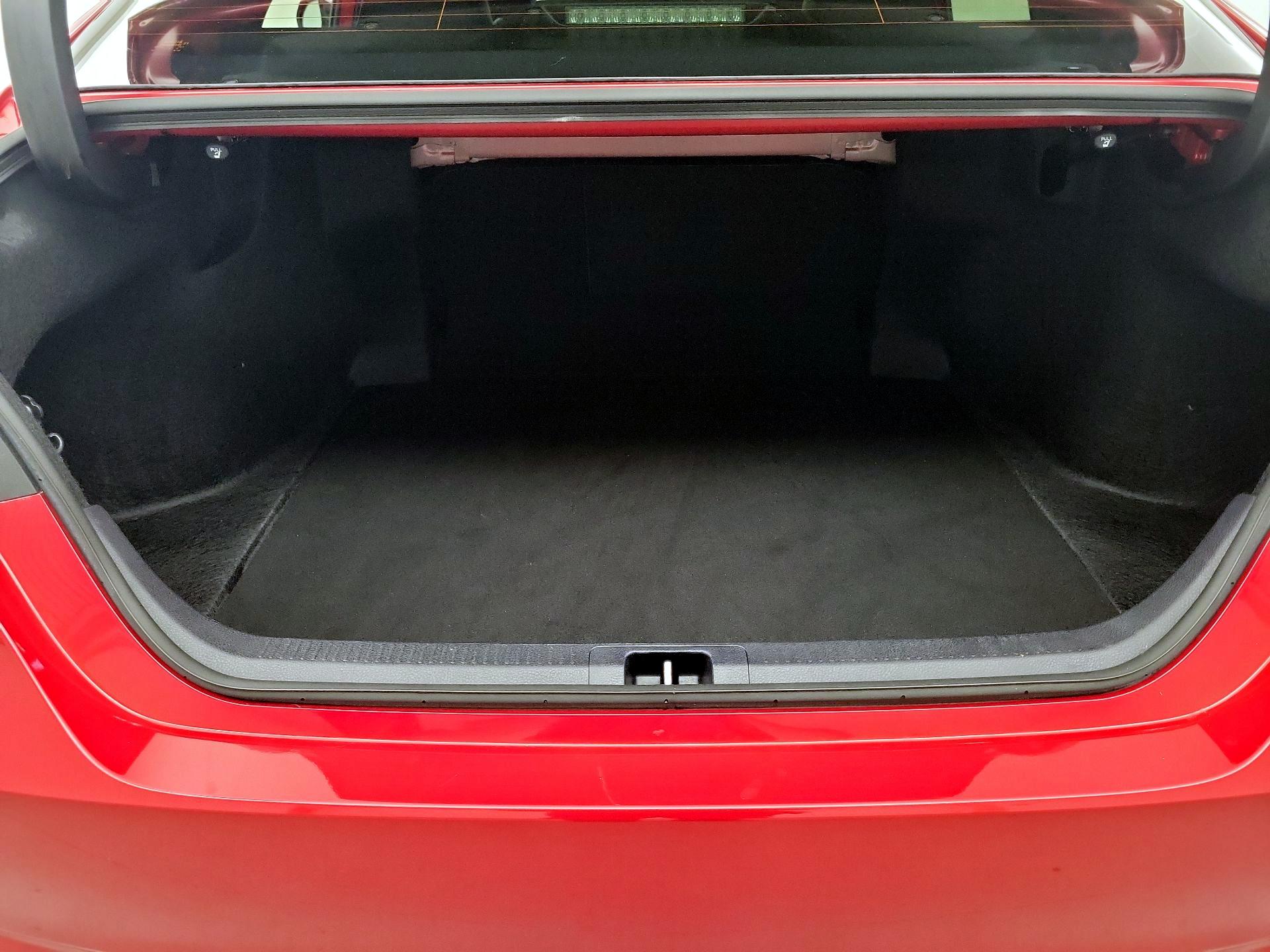 Thumbnail: 2024 Toyota Camry - 18