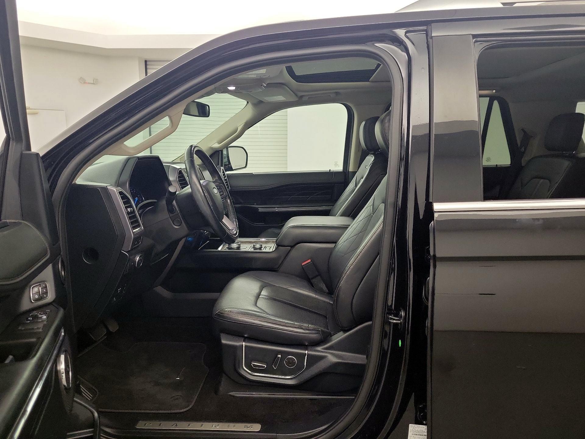 Thumbnail: 2019 Ford Expedition - 9