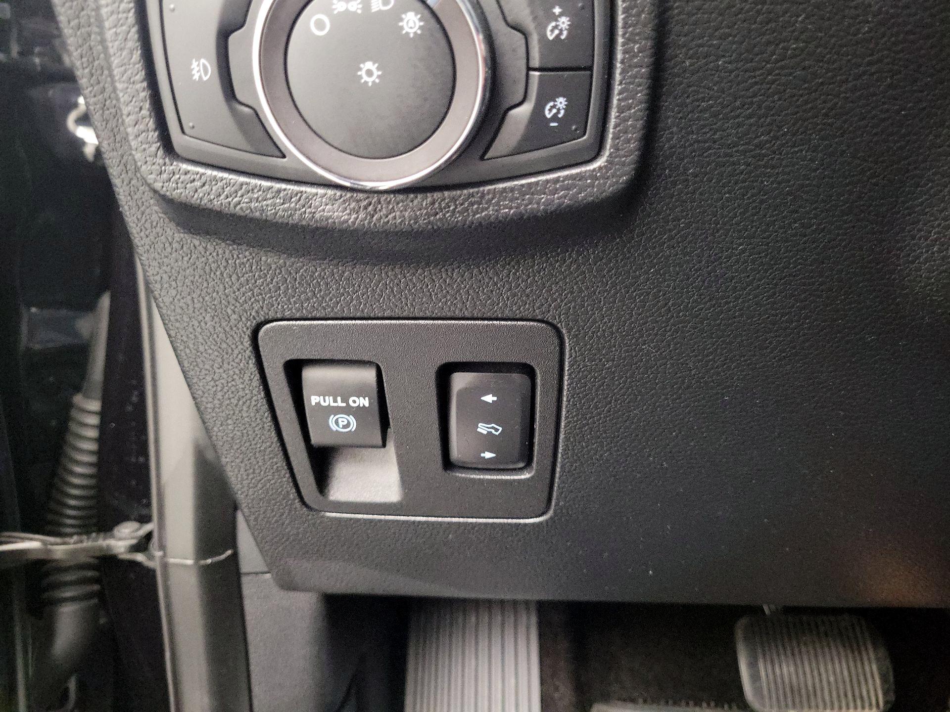 Thumbnail: 2019 Ford Expedition - 11