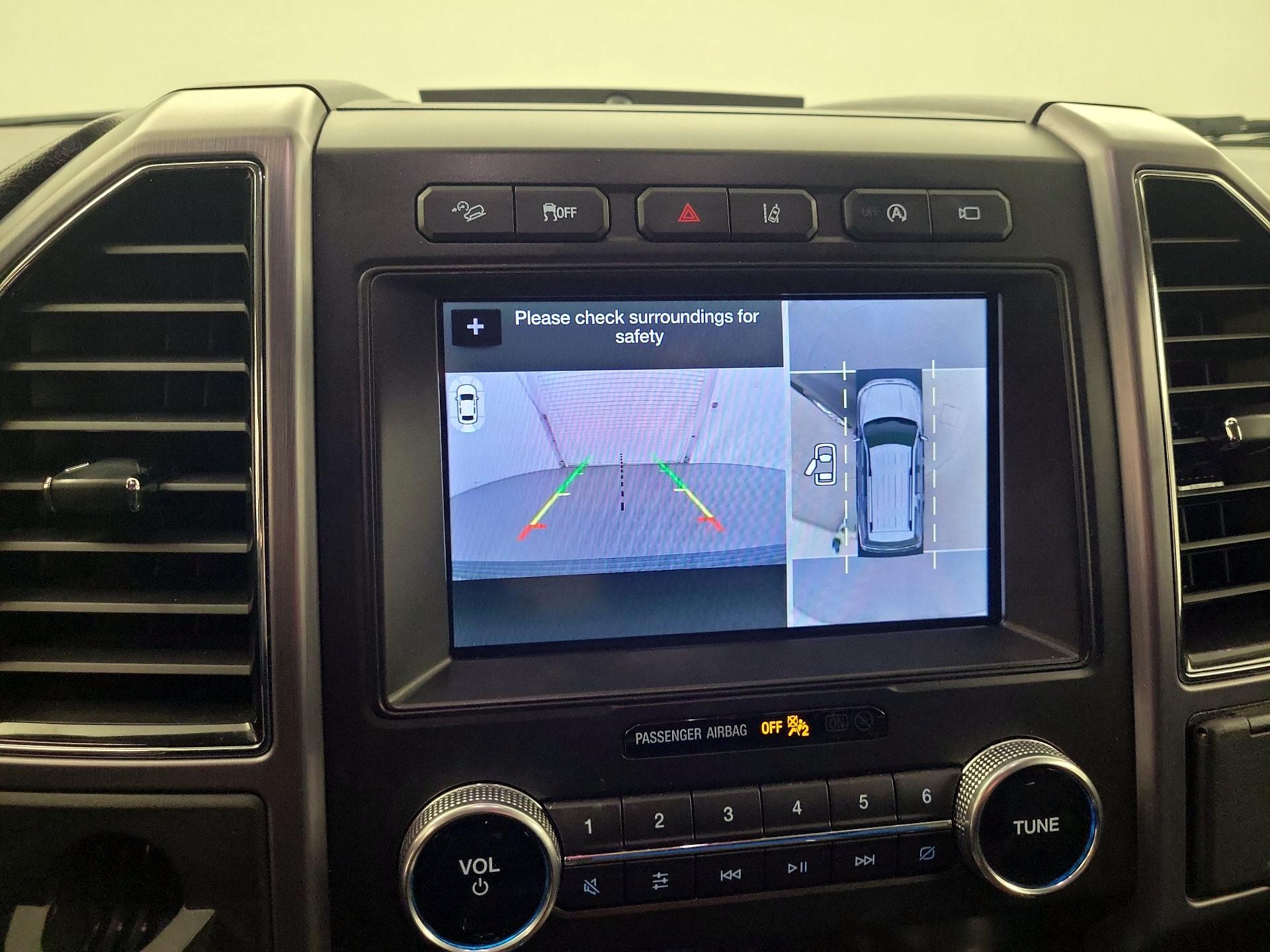 Thumbnail: 2019 Ford Expedition - 13