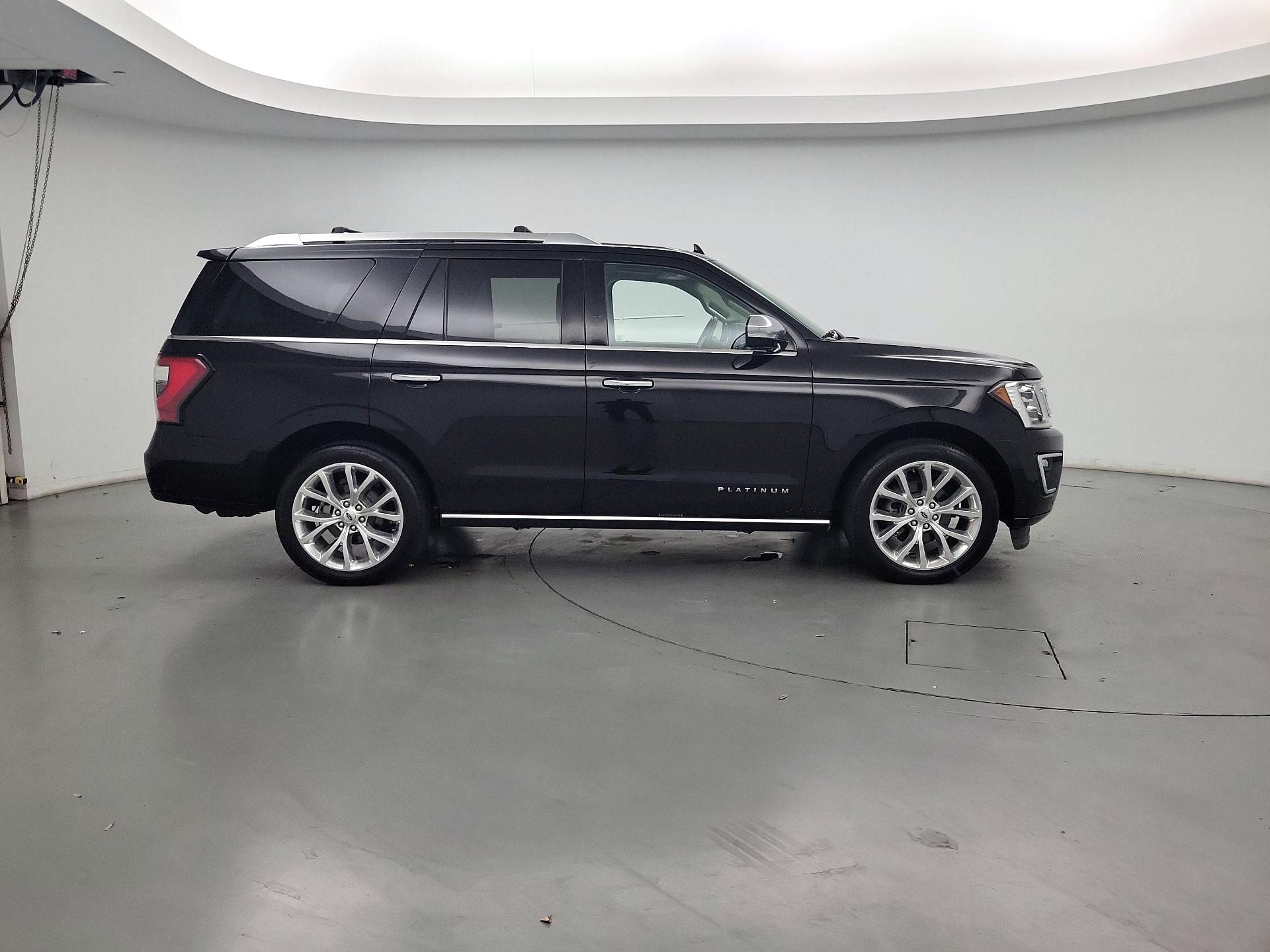 Thumbnail: 2019 Ford Expedition - 4