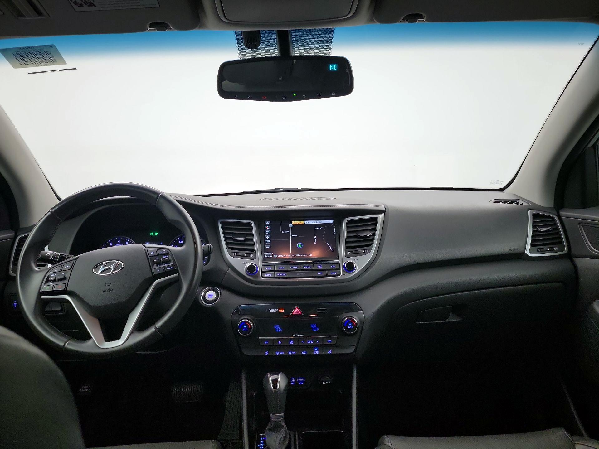 Thumbnail: 2017 Hyundai Tucson - 8