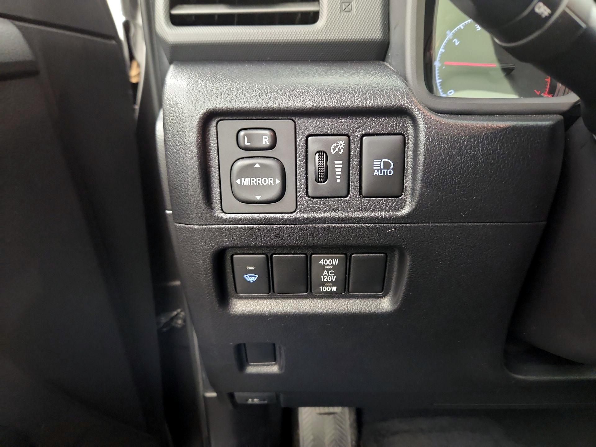 Thumbnail: 2020 Toyota 4Runner - 11