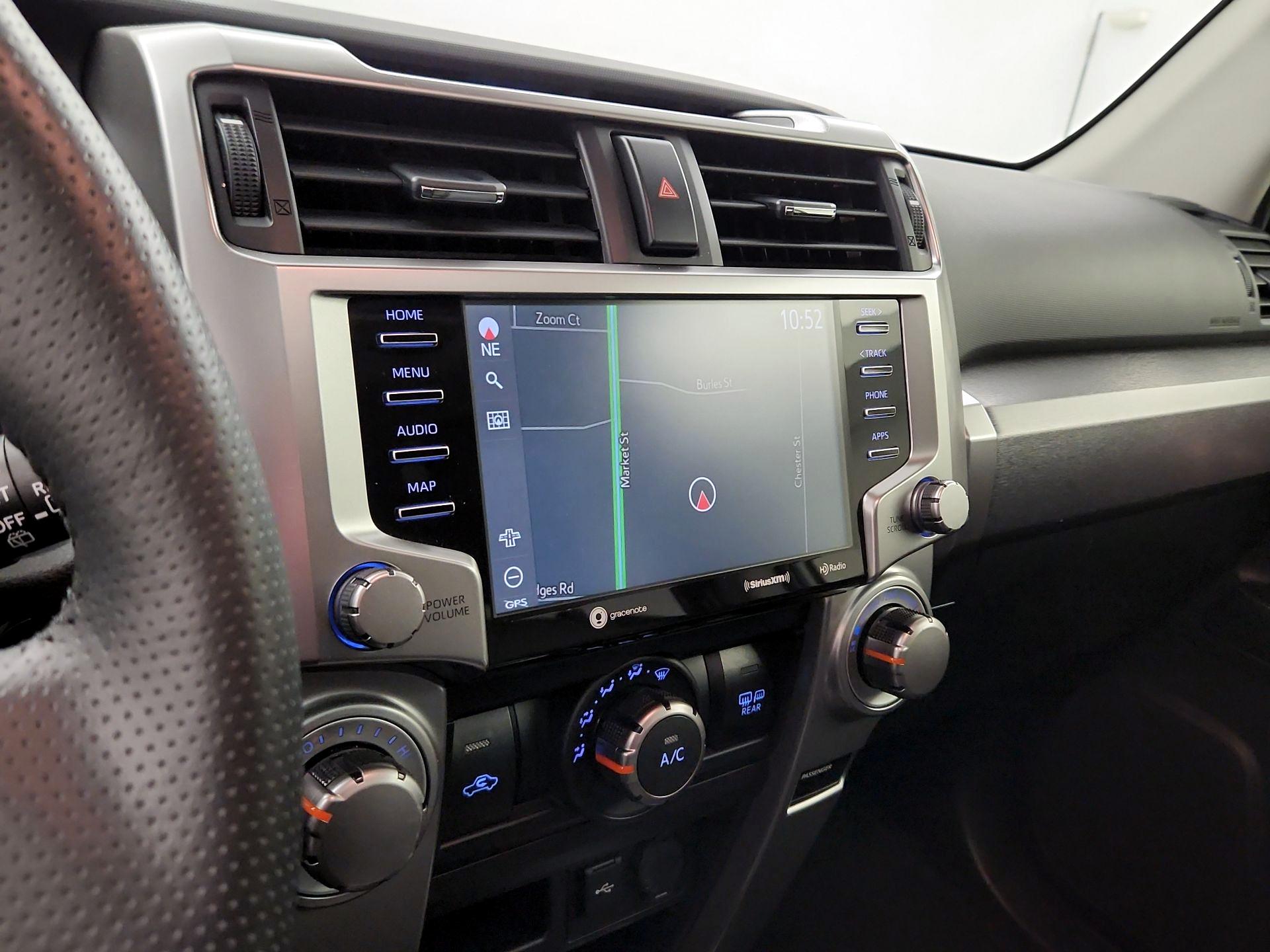 Thumbnail: 2020 Toyota 4Runner - 12