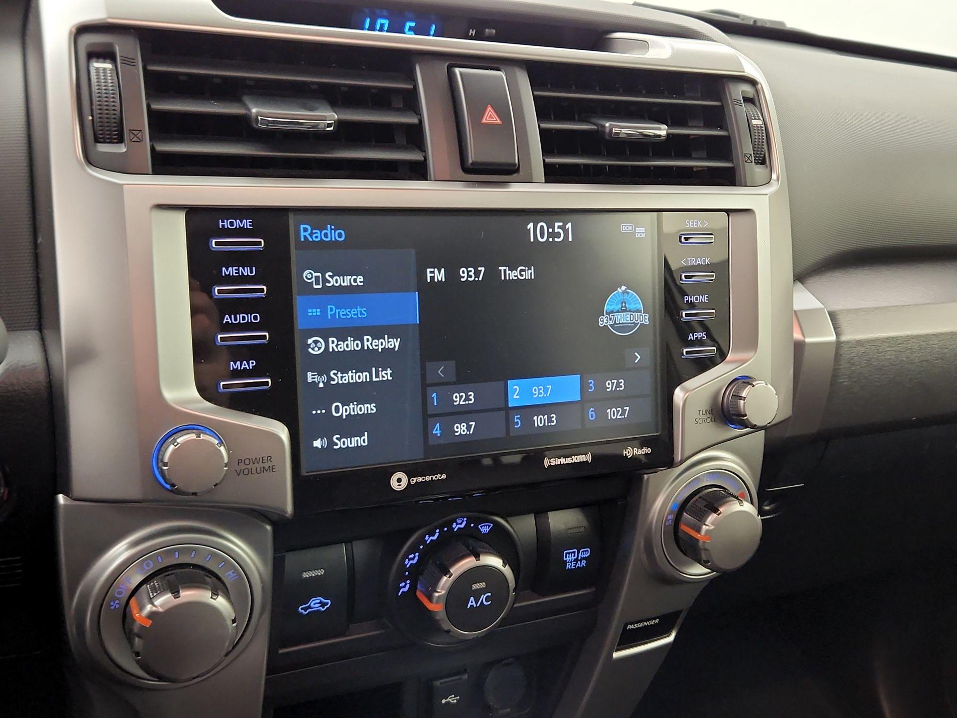 Thumbnail: 2020 Toyota 4Runner - 14