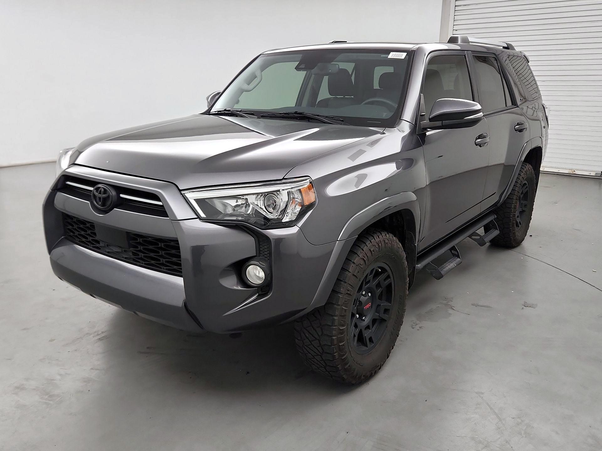 Thumbnail: 2020 Toyota 4Runner - 3