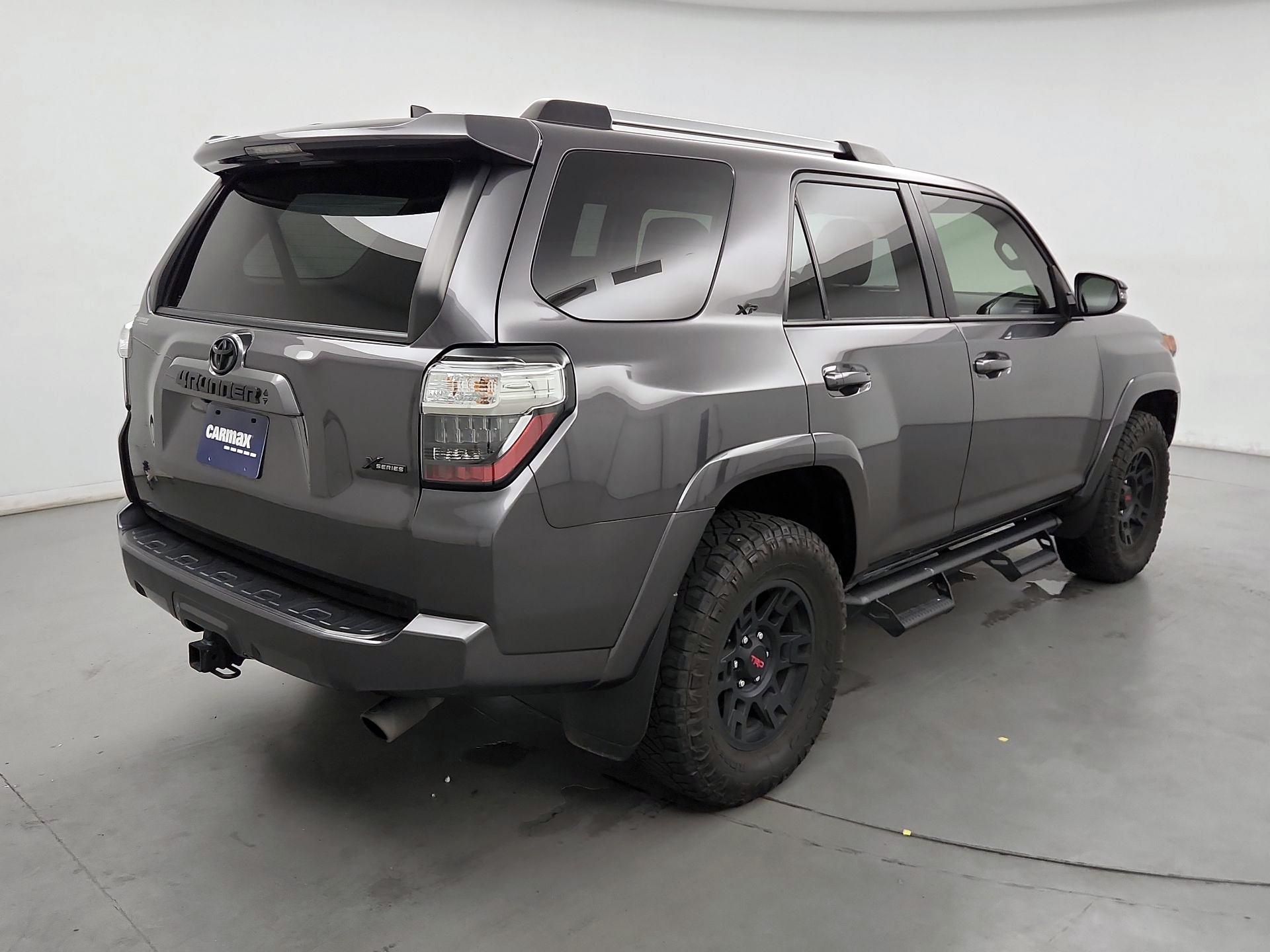 Thumbnail: 2020 Toyota 4Runner - 5