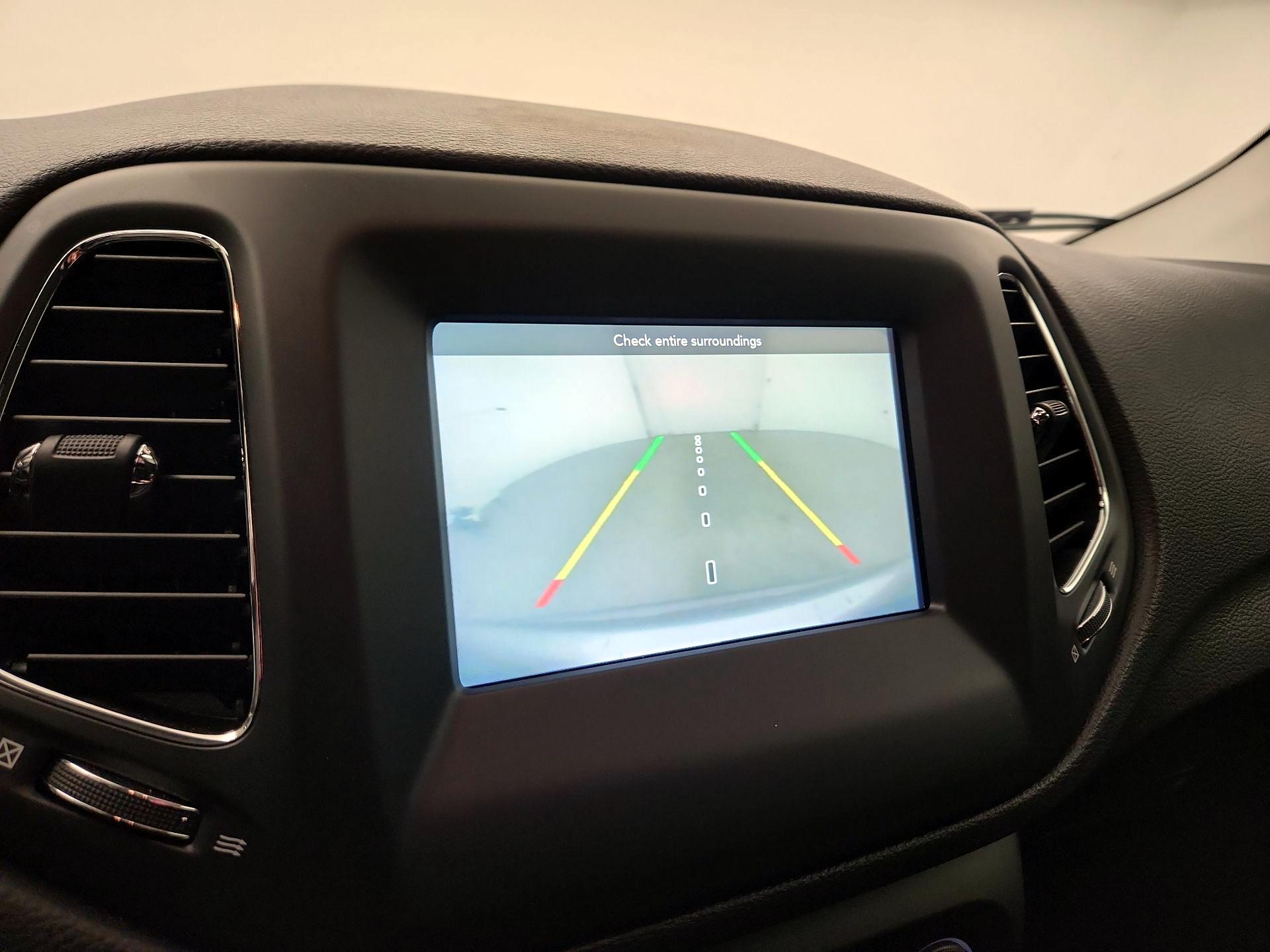 Thumbnail: 2020 Jeep Compass - 12