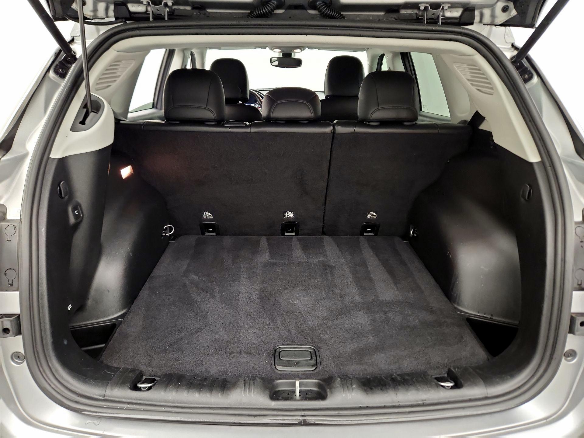 Thumbnail: 2020 Jeep Compass - 18