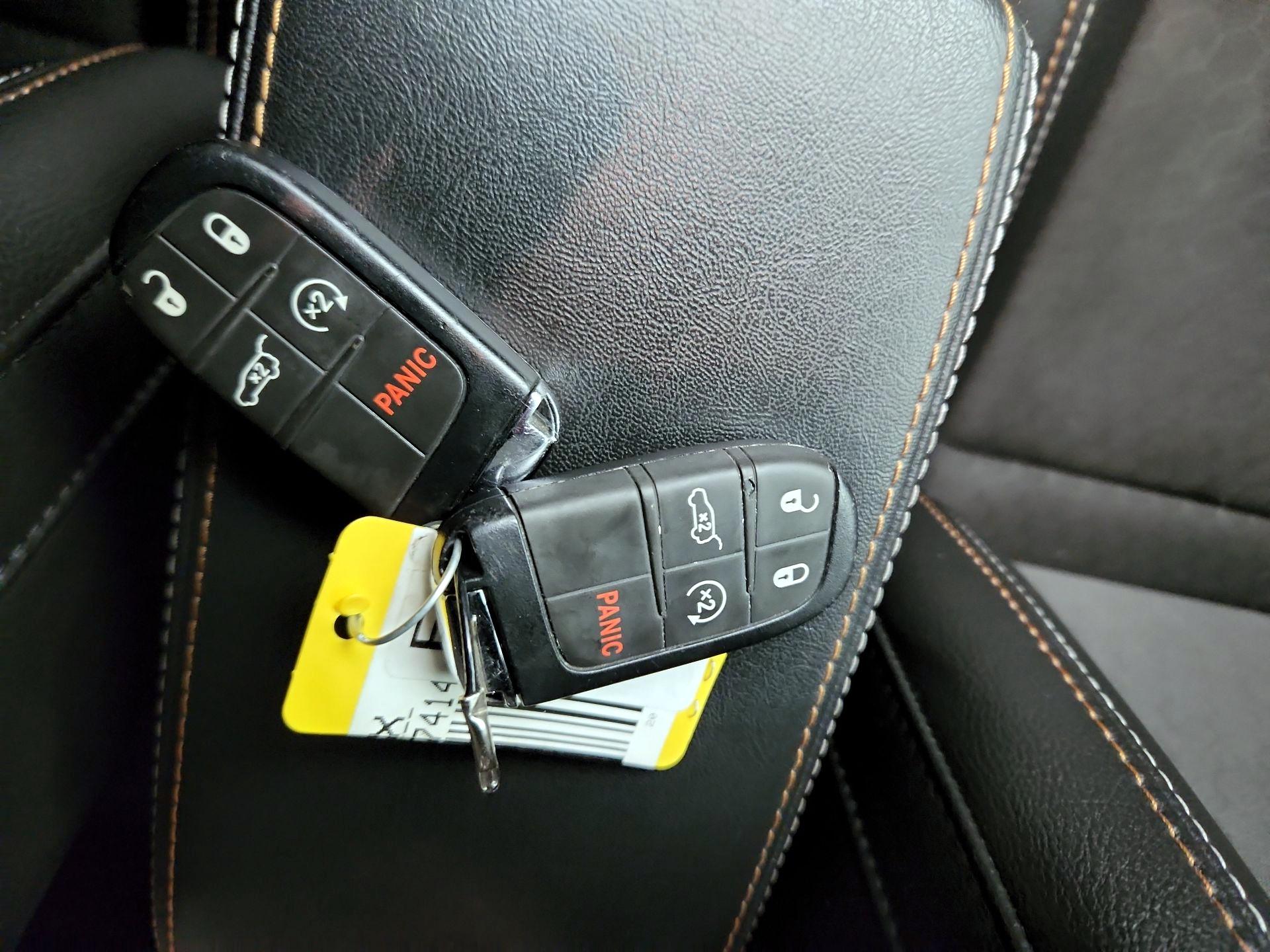 Thumbnail: 2020 Jeep Compass - 20