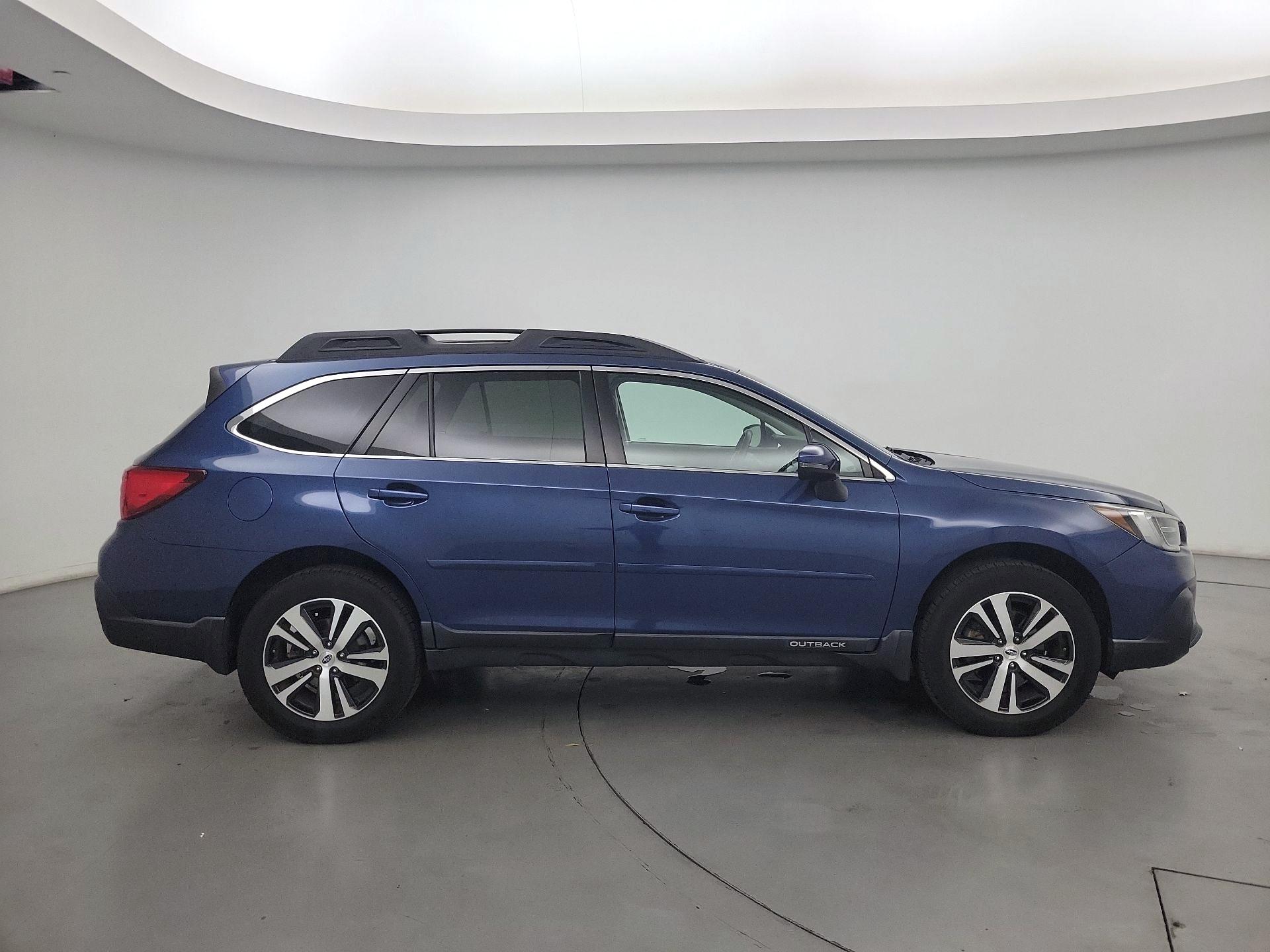 Thumbnail: 2019 Subaru Outback - 4
