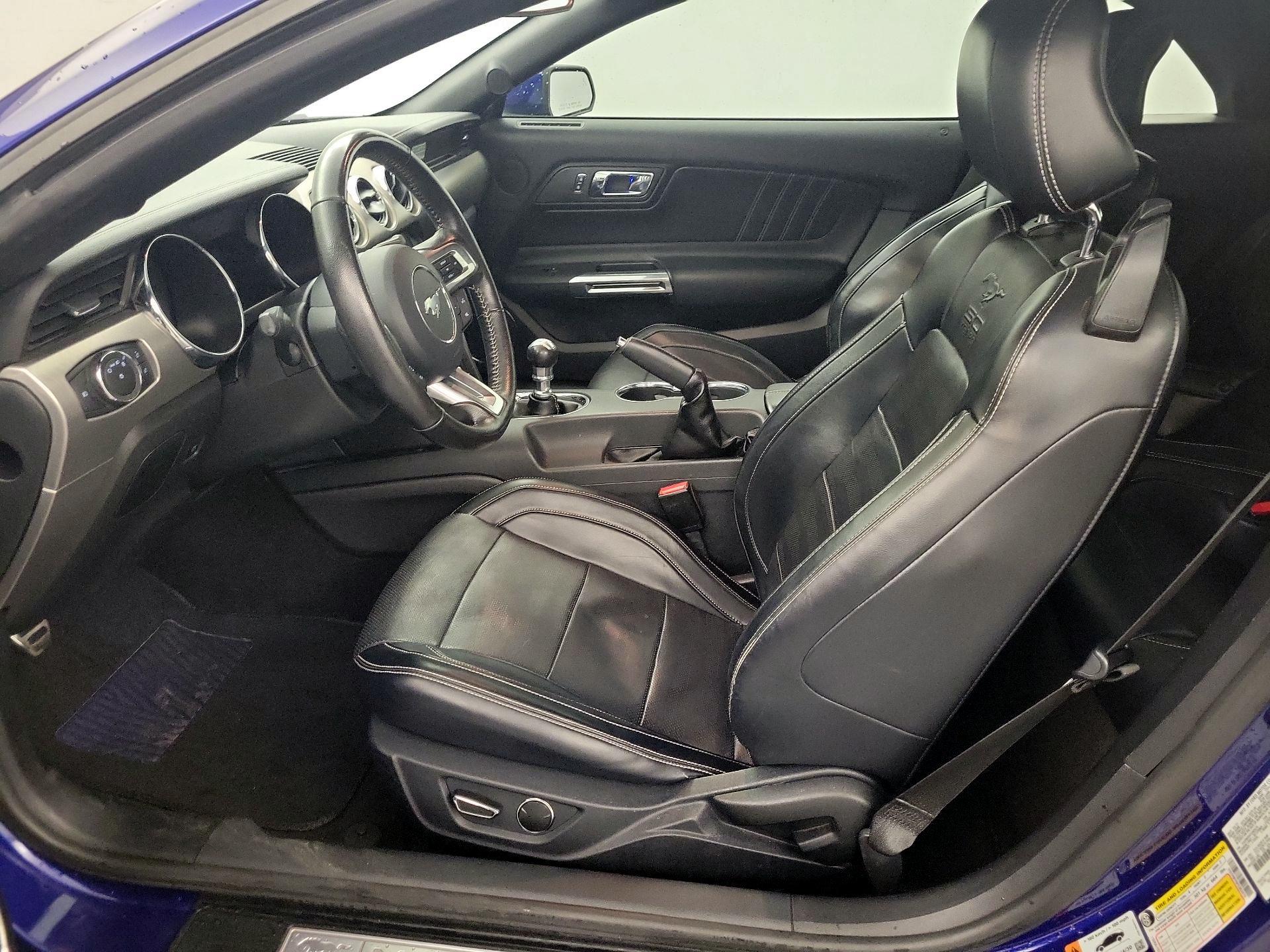 Thumbnail: 2015 Ford Mustang - 9